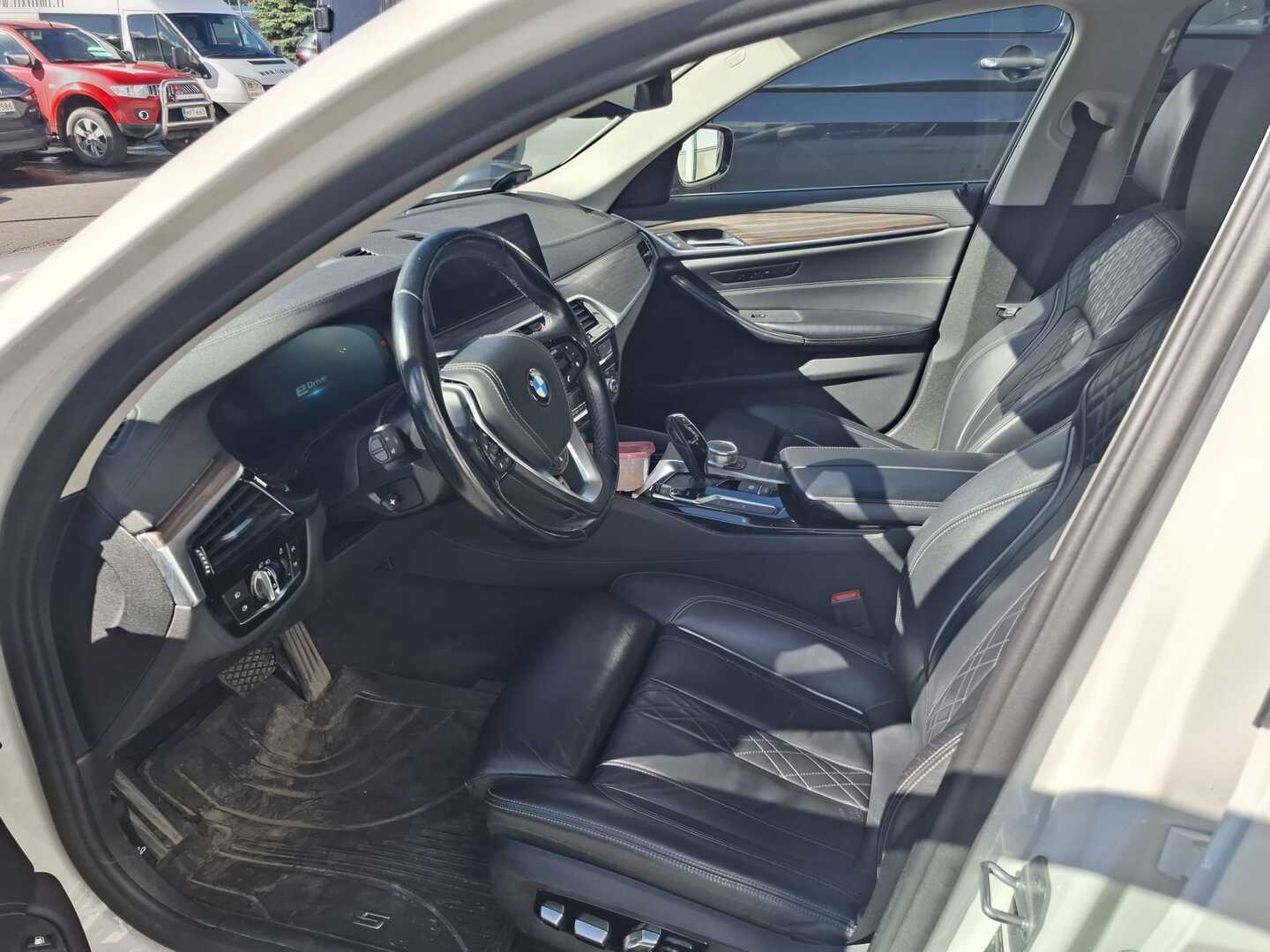 BMW 530 2019