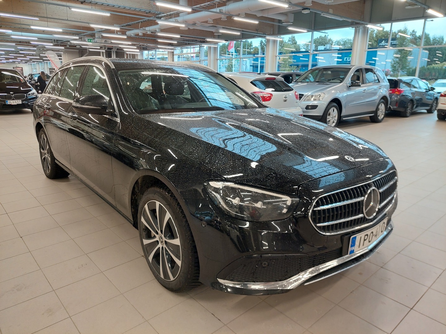 MERCEDES-BENZ E 2022