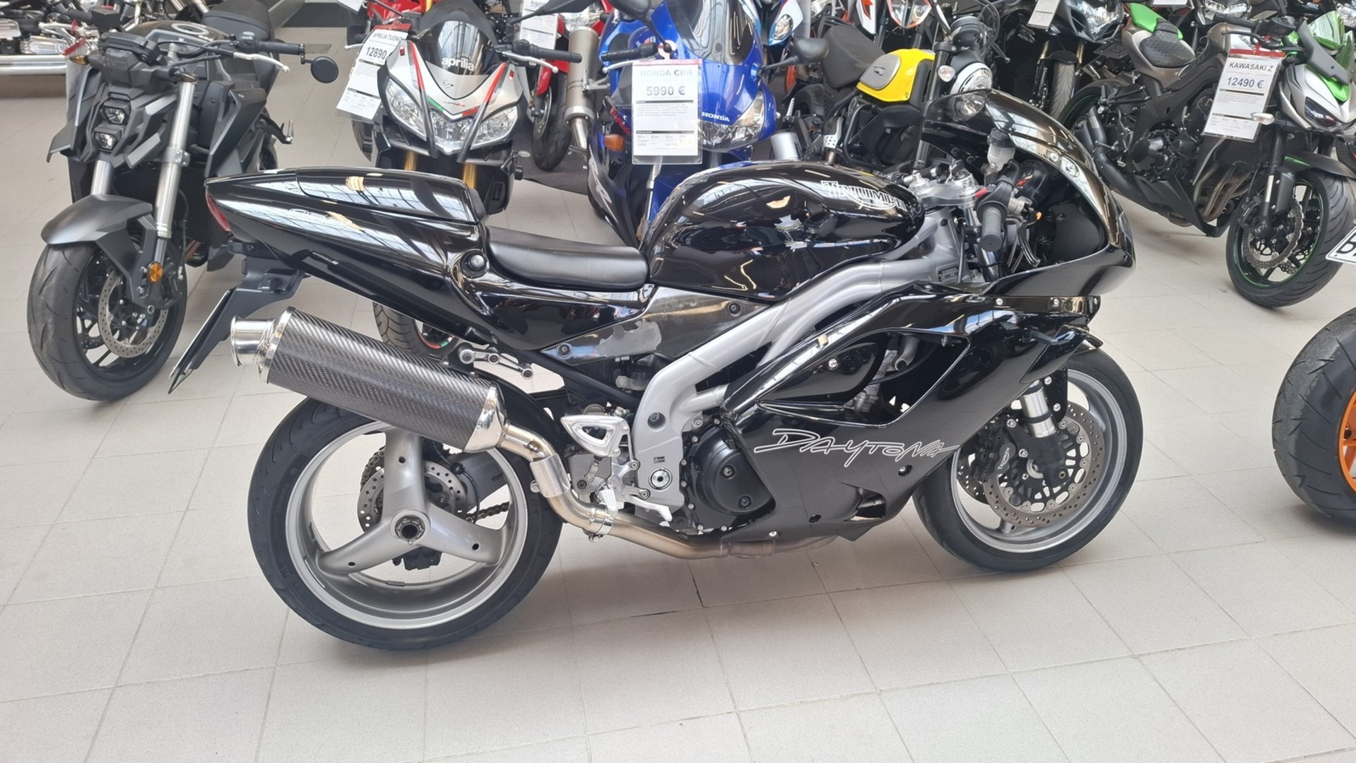 TRIUMPH Daytona 2005