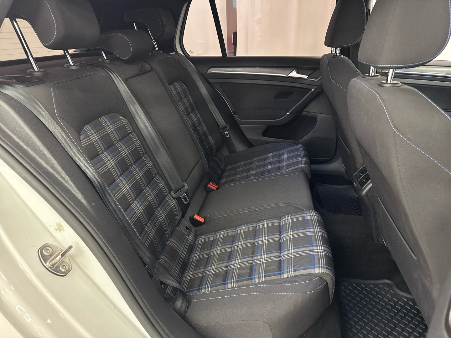 VOLKSWAGEN Golf 2020