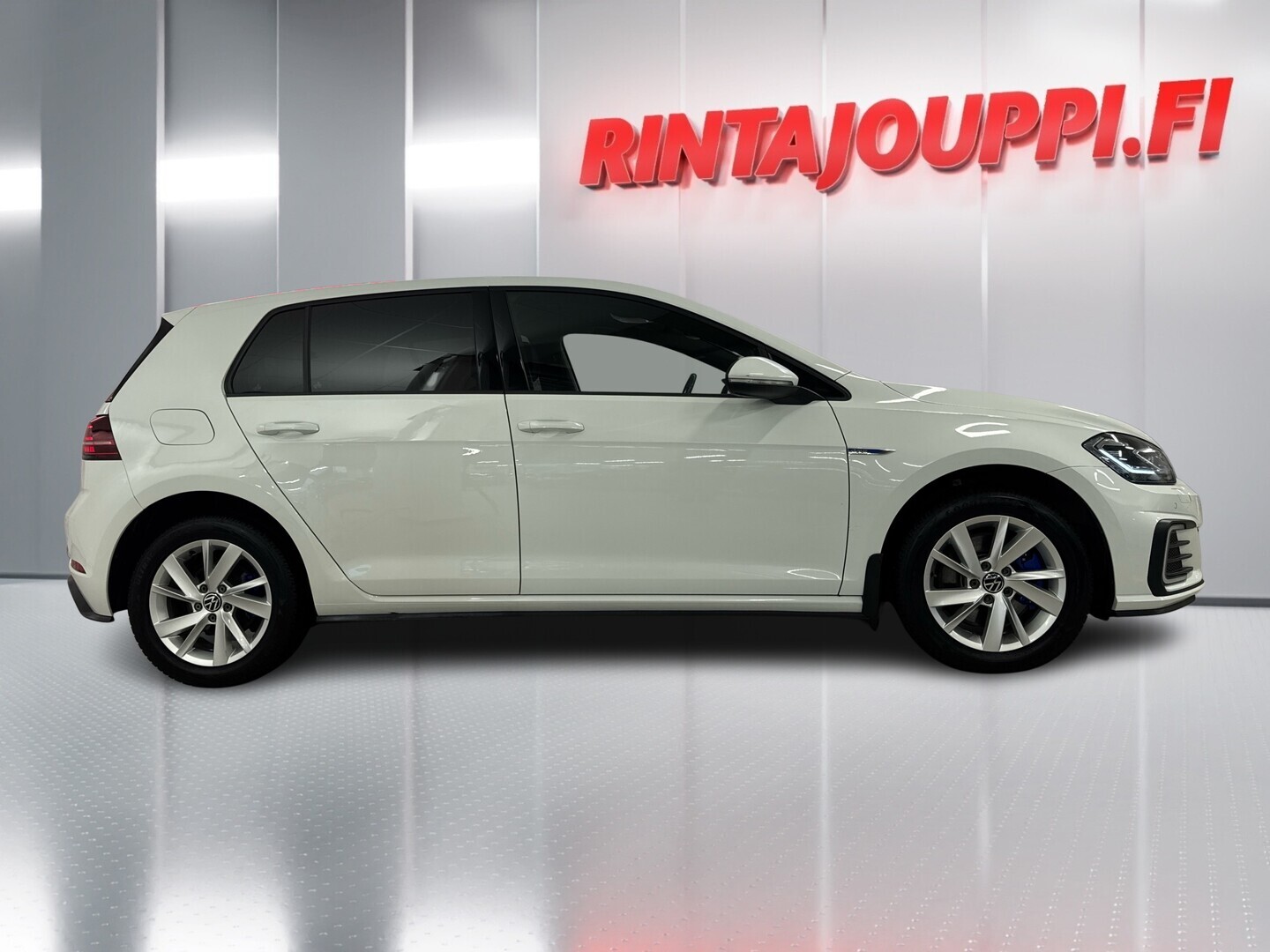 VOLKSWAGEN Golf 2020