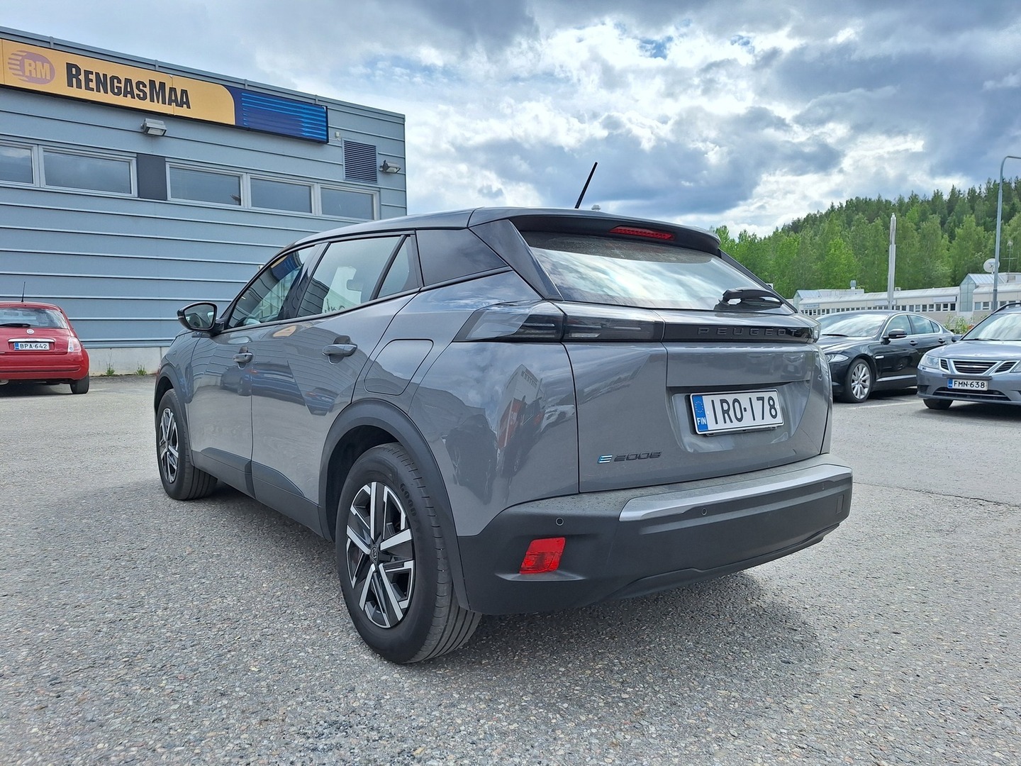 PEUGEOT e-2008 2024