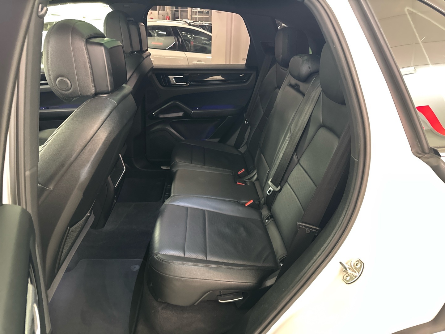 PORSCHE Cayenne 2018