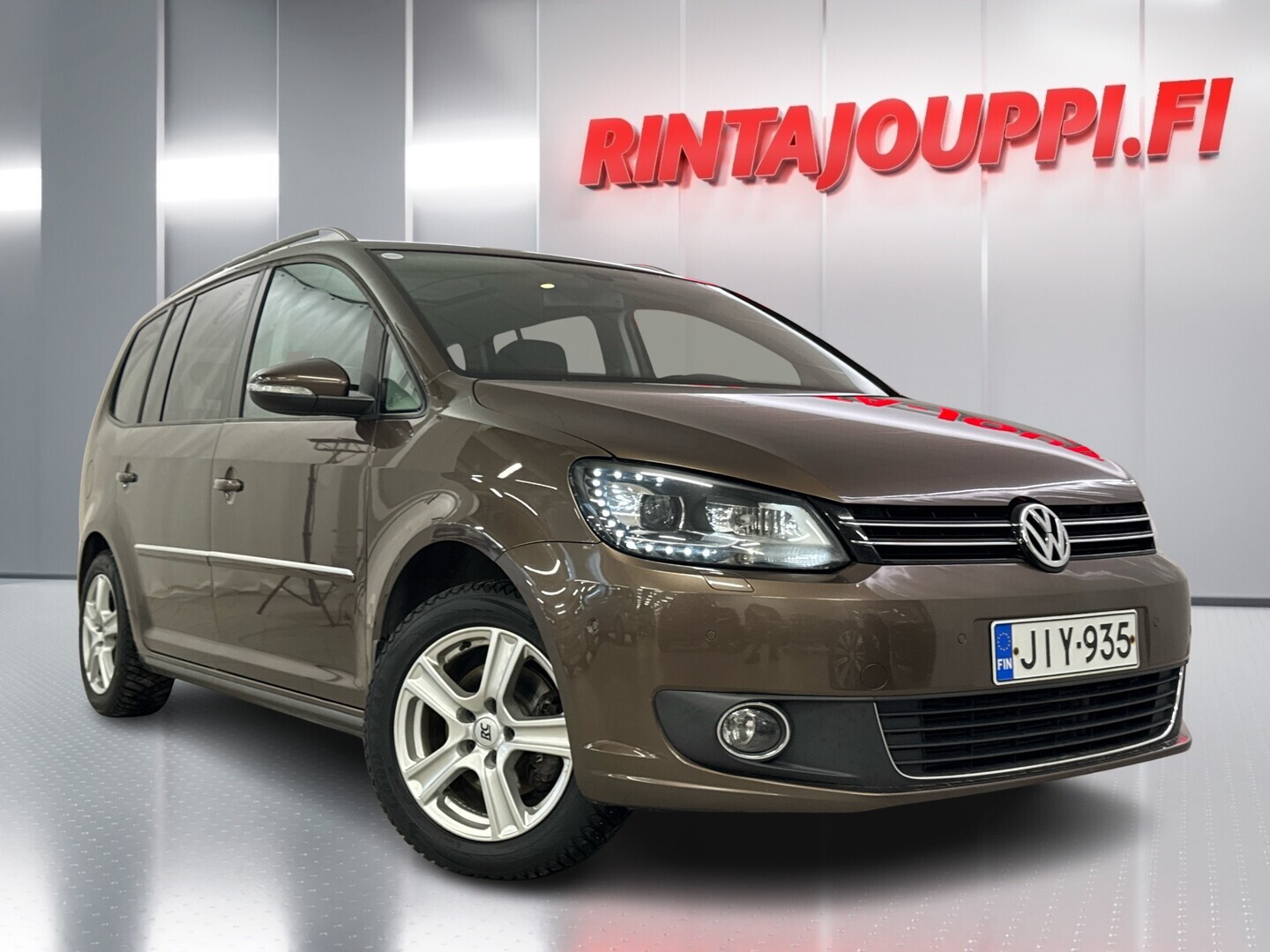 VOLKSWAGEN Touran 2013