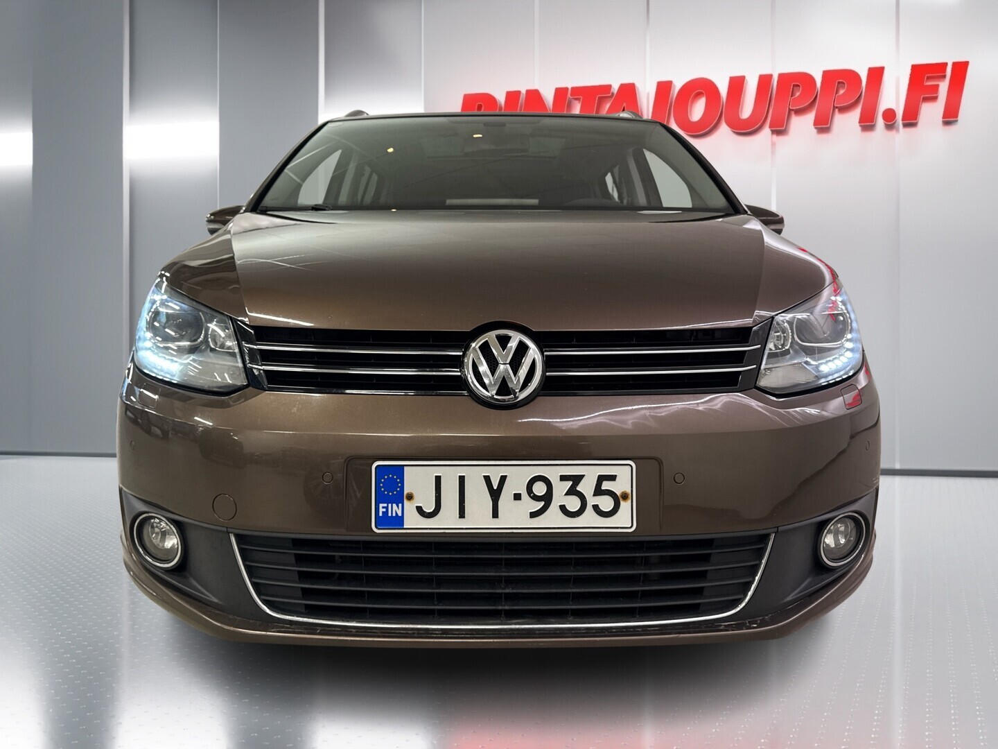 VOLKSWAGEN Touran 2013