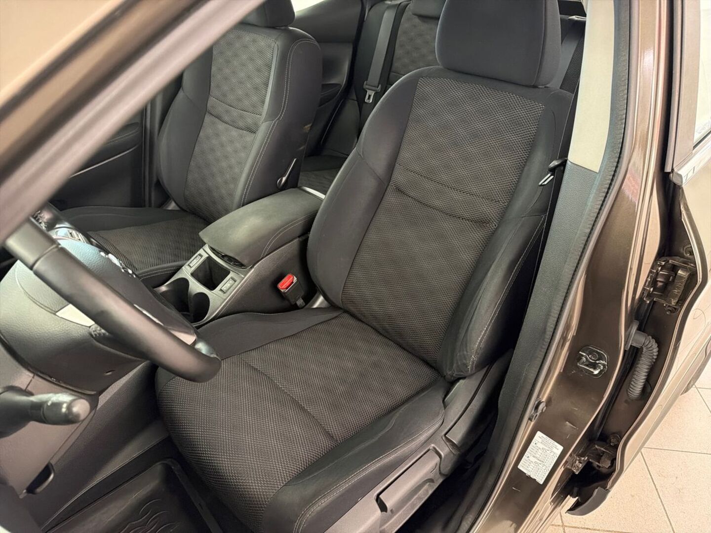 NISSAN Qashqai 2015