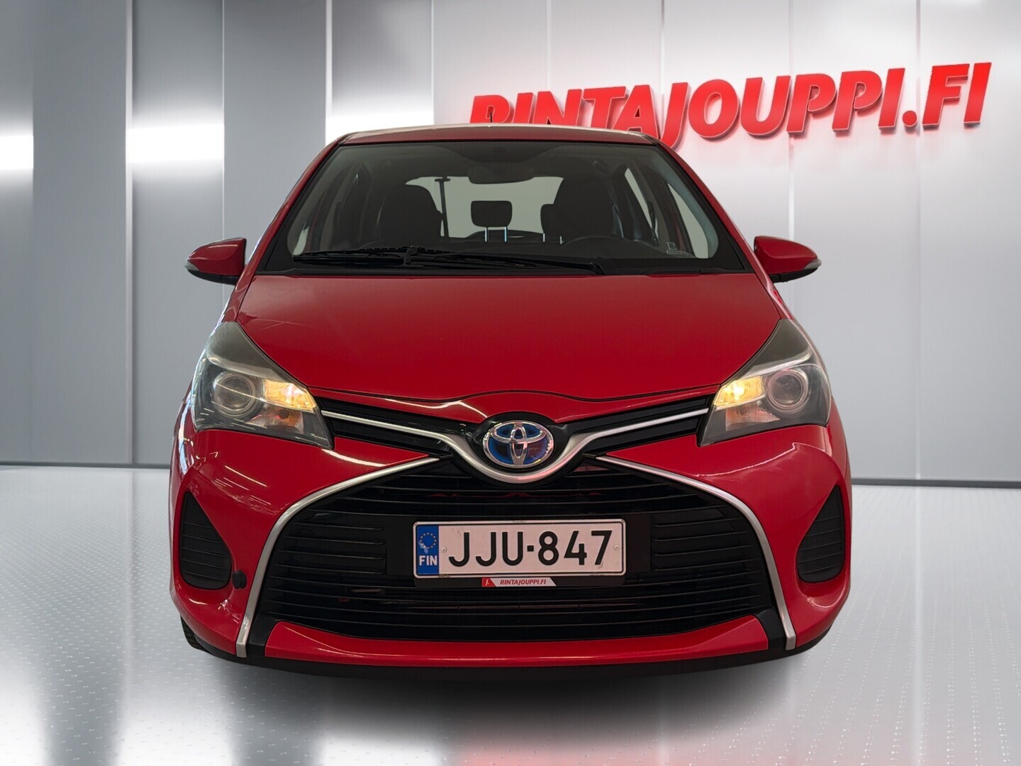 TOYOTA Yaris 2015