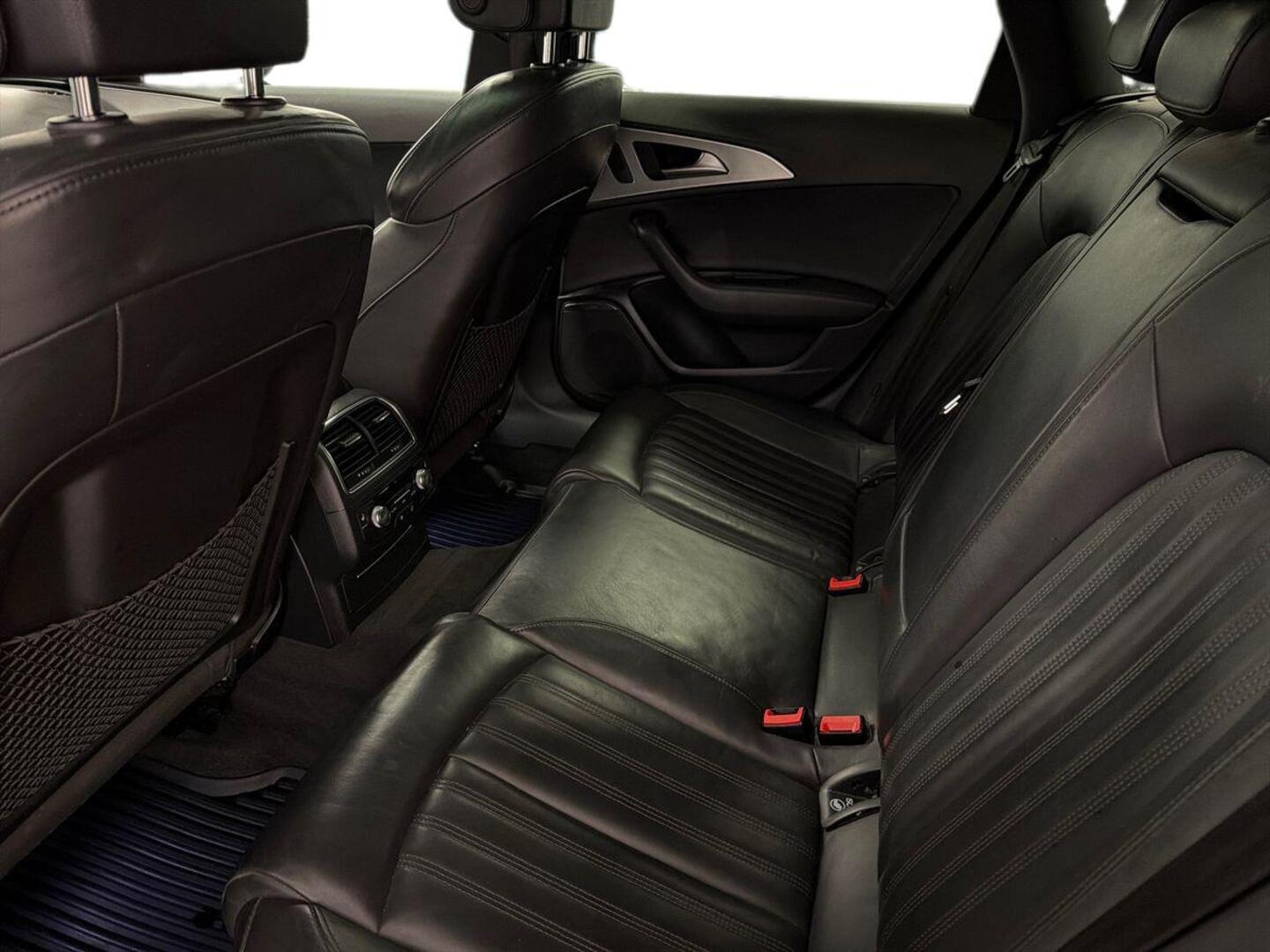 AUDI A6 2012