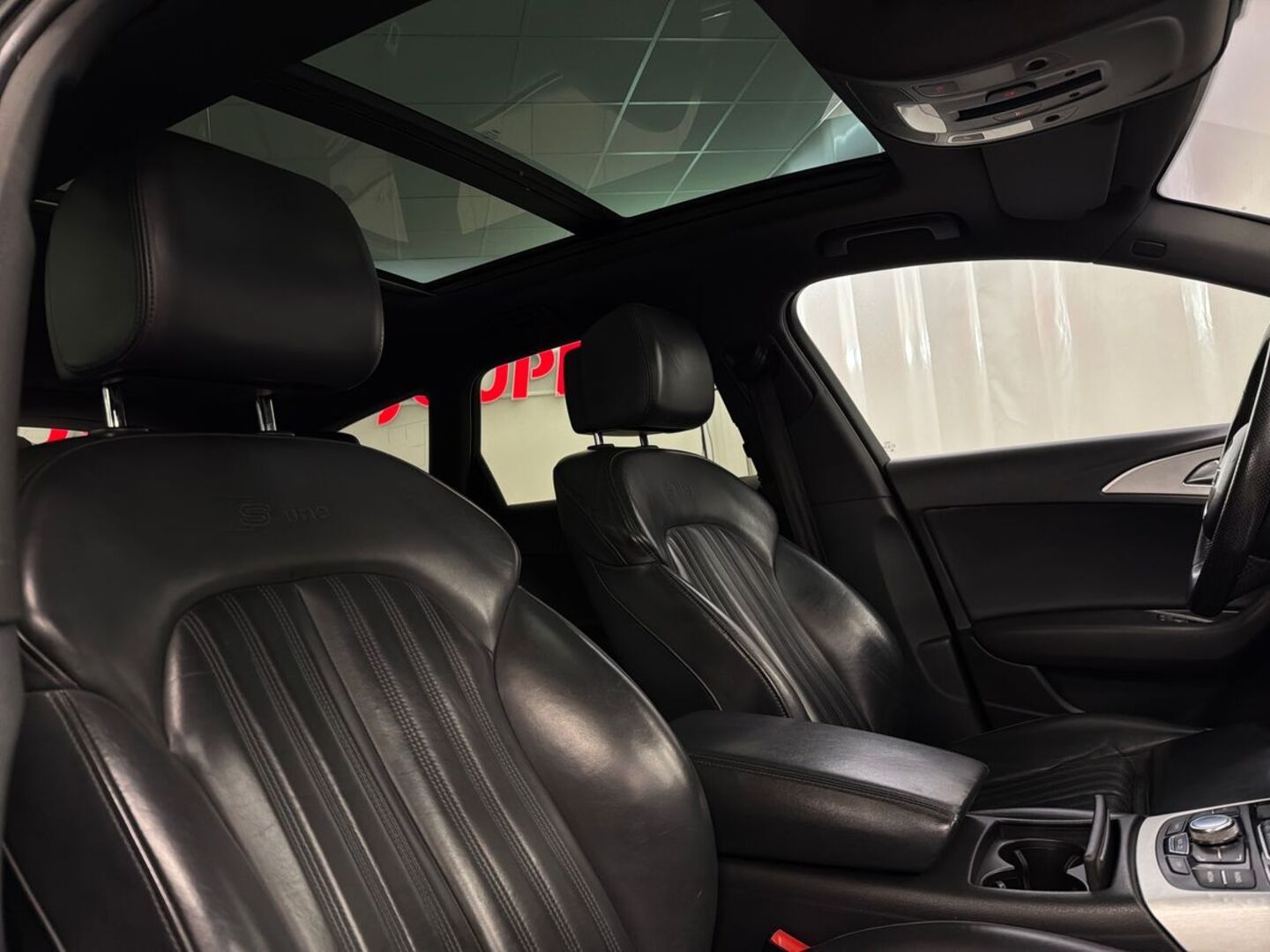 AUDI A6 2012