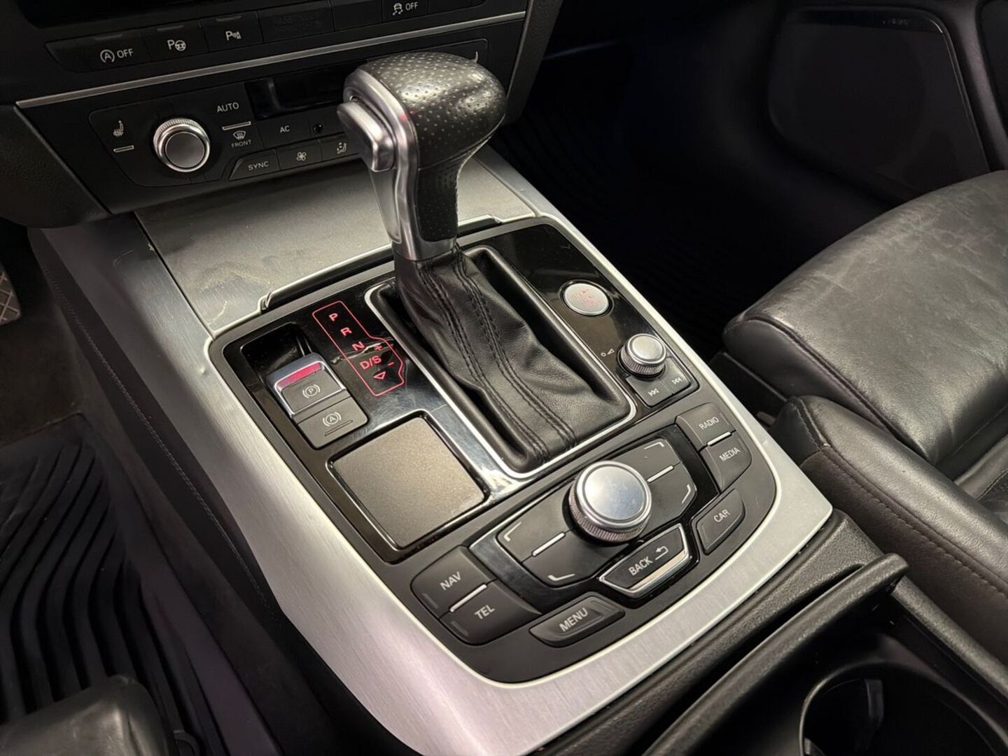 AUDI A6 2012