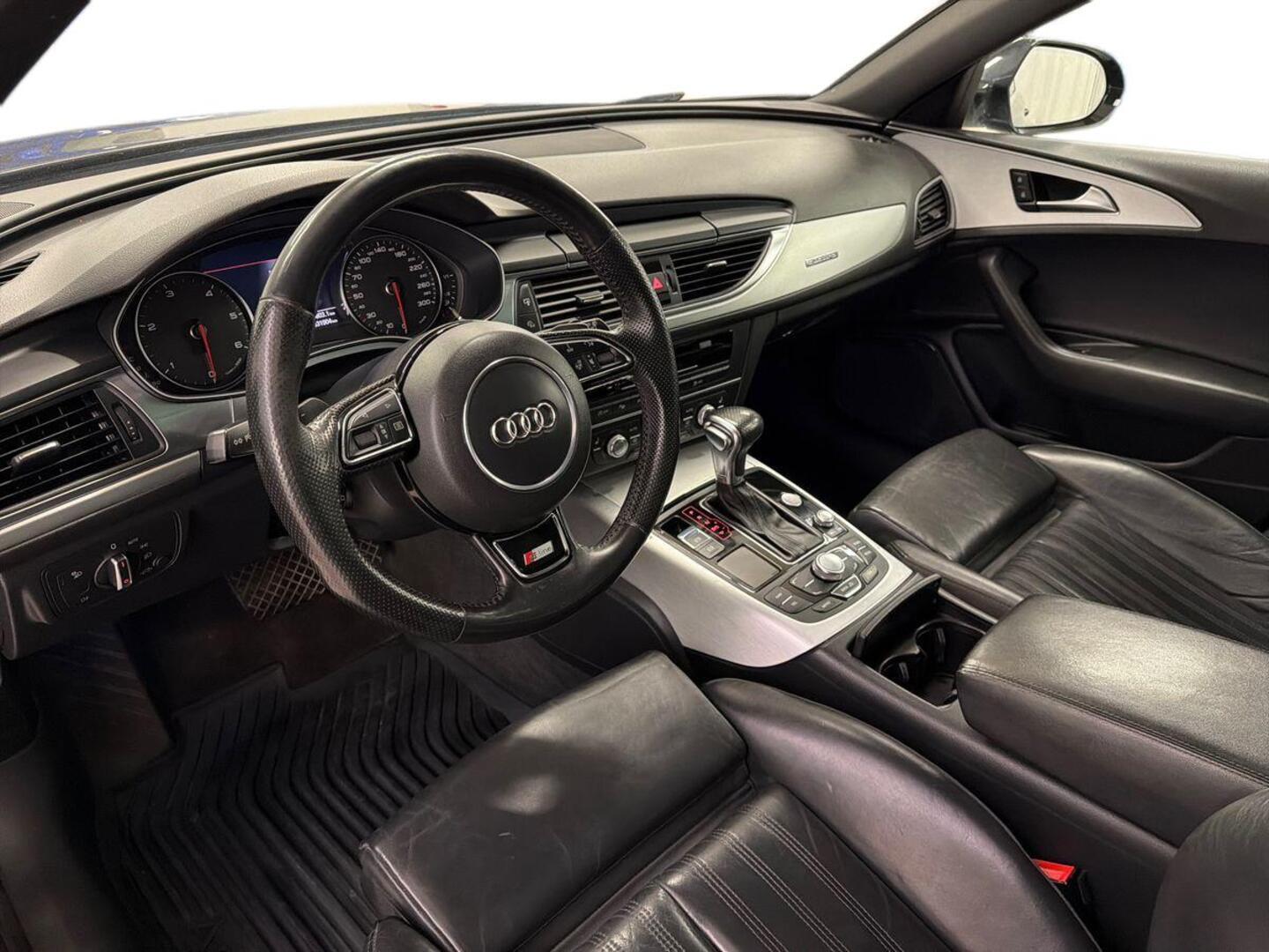 AUDI A6 2012
