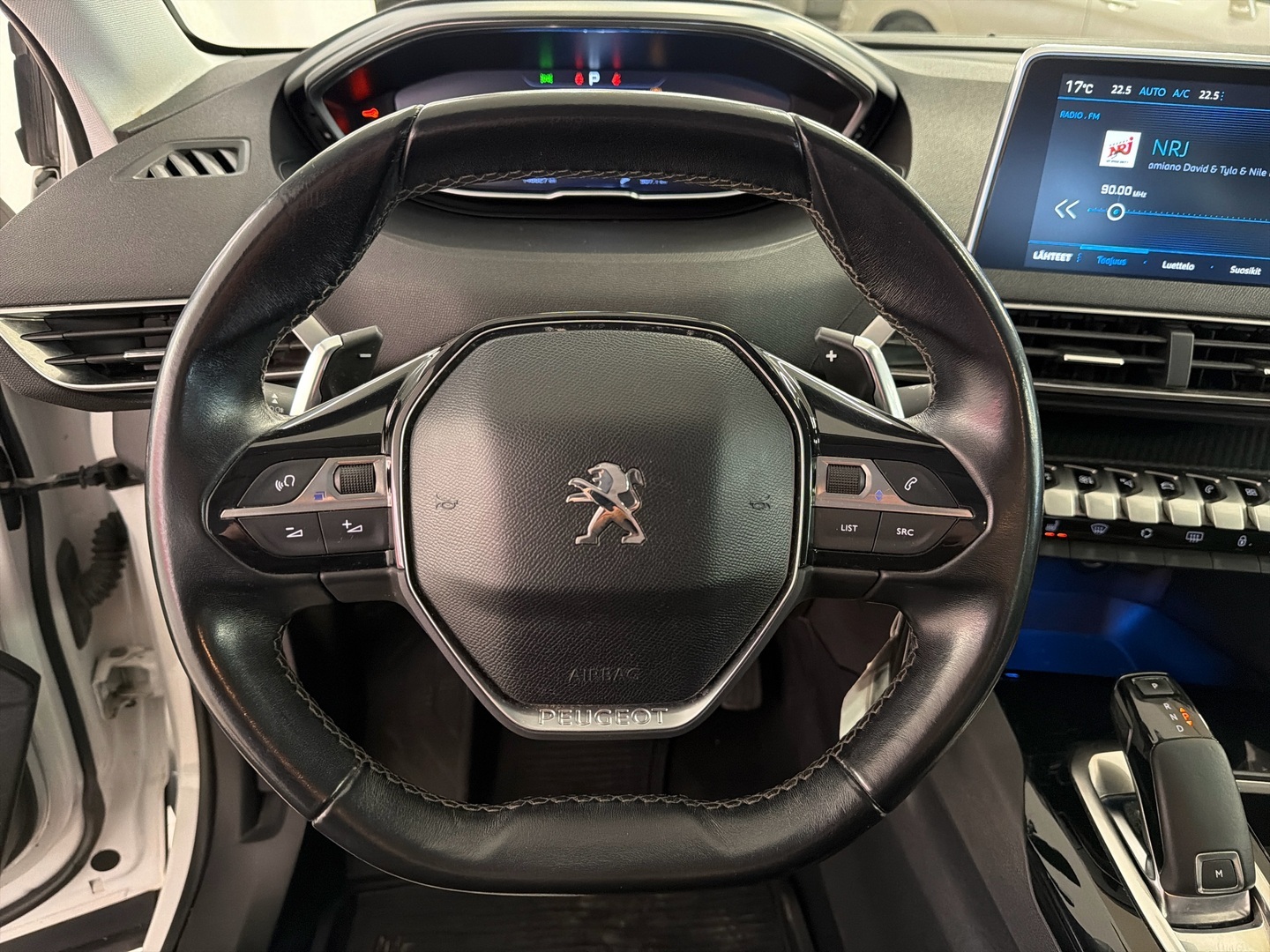 PEUGEOT 5008 2019