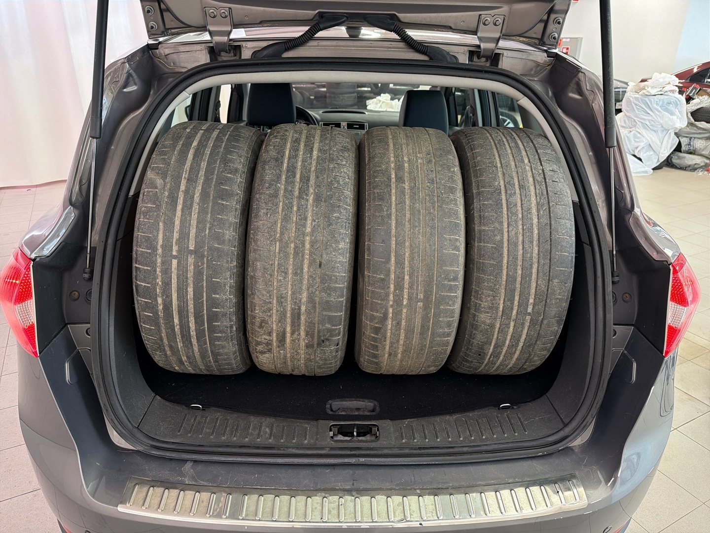 FORD Kuga 2012
