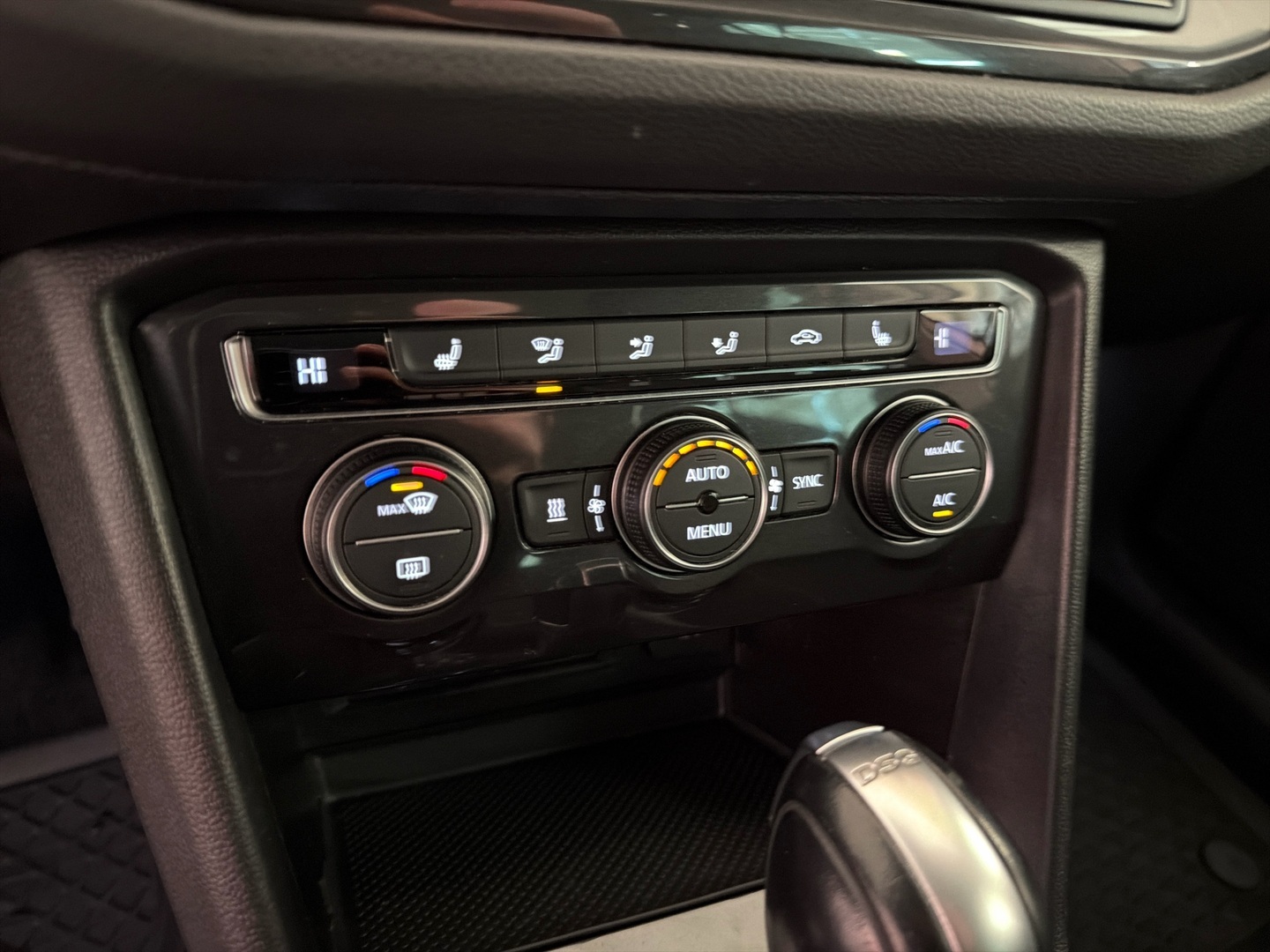 VOLKSWAGEN Tiguan 2017