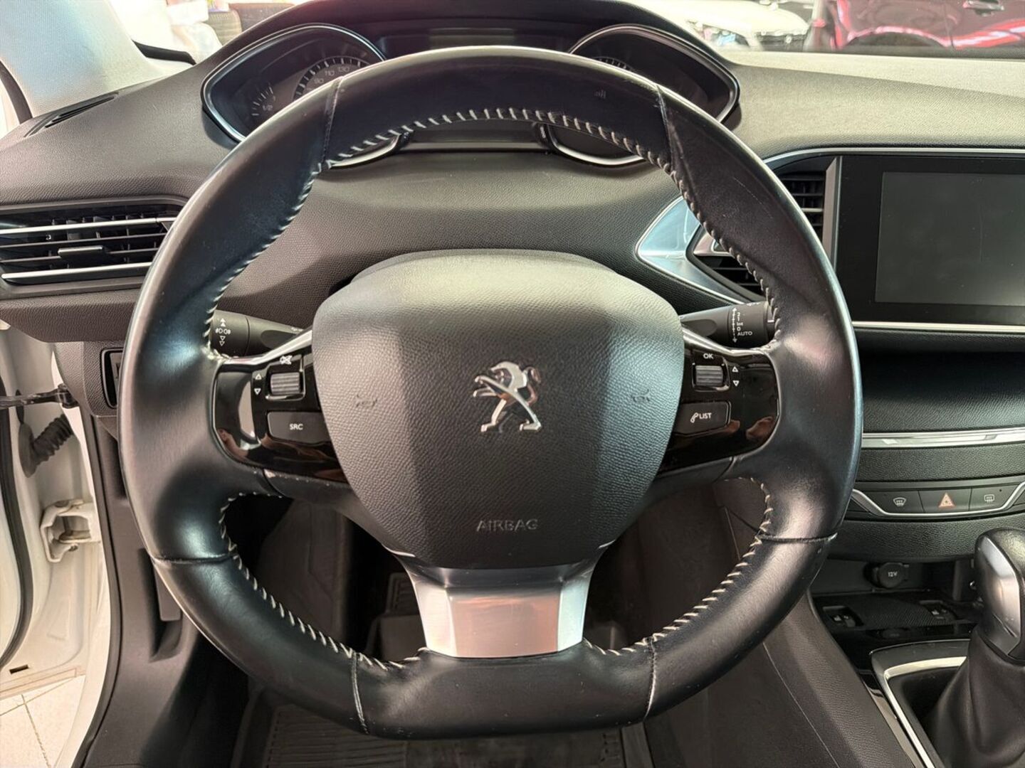 PEUGEOT 308 2017