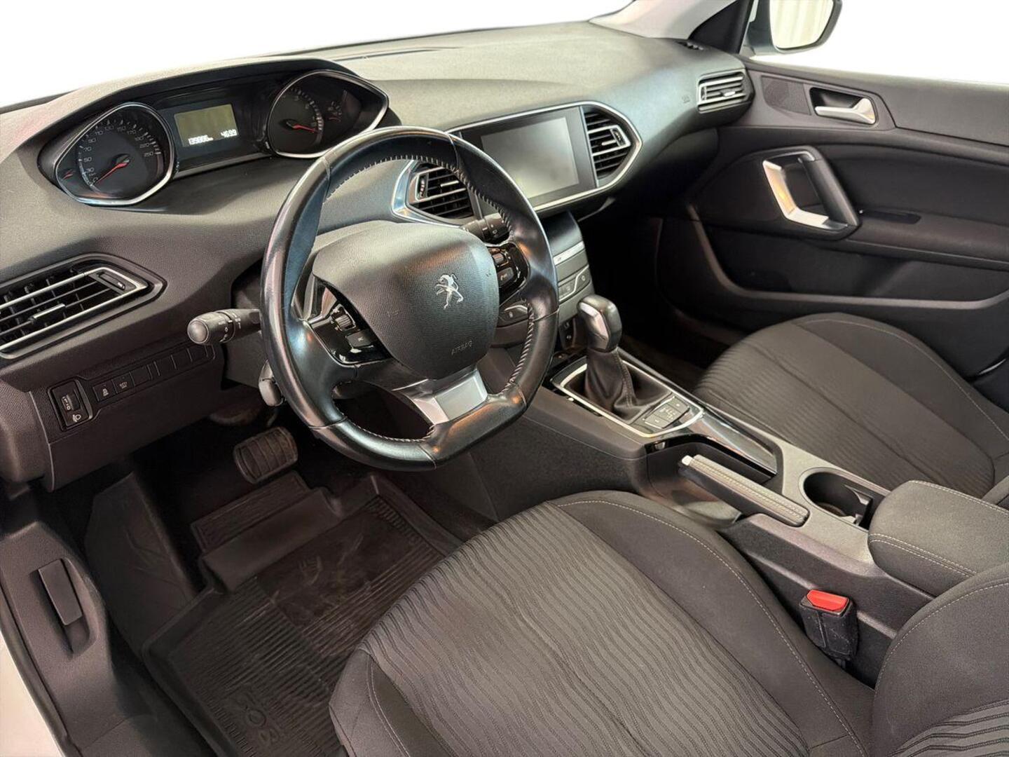 PEUGEOT 308 2017