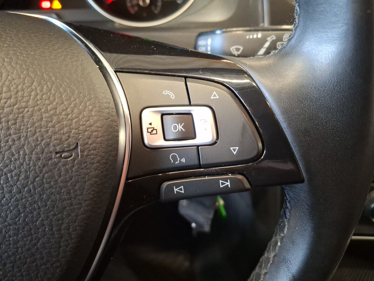 VOLKSWAGEN Golf 2018