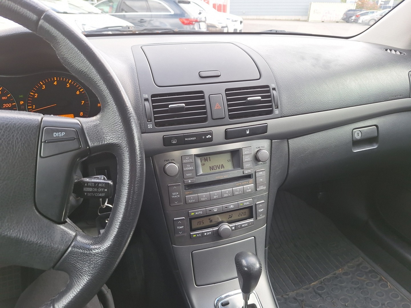 TOYOTA Avensis 2006