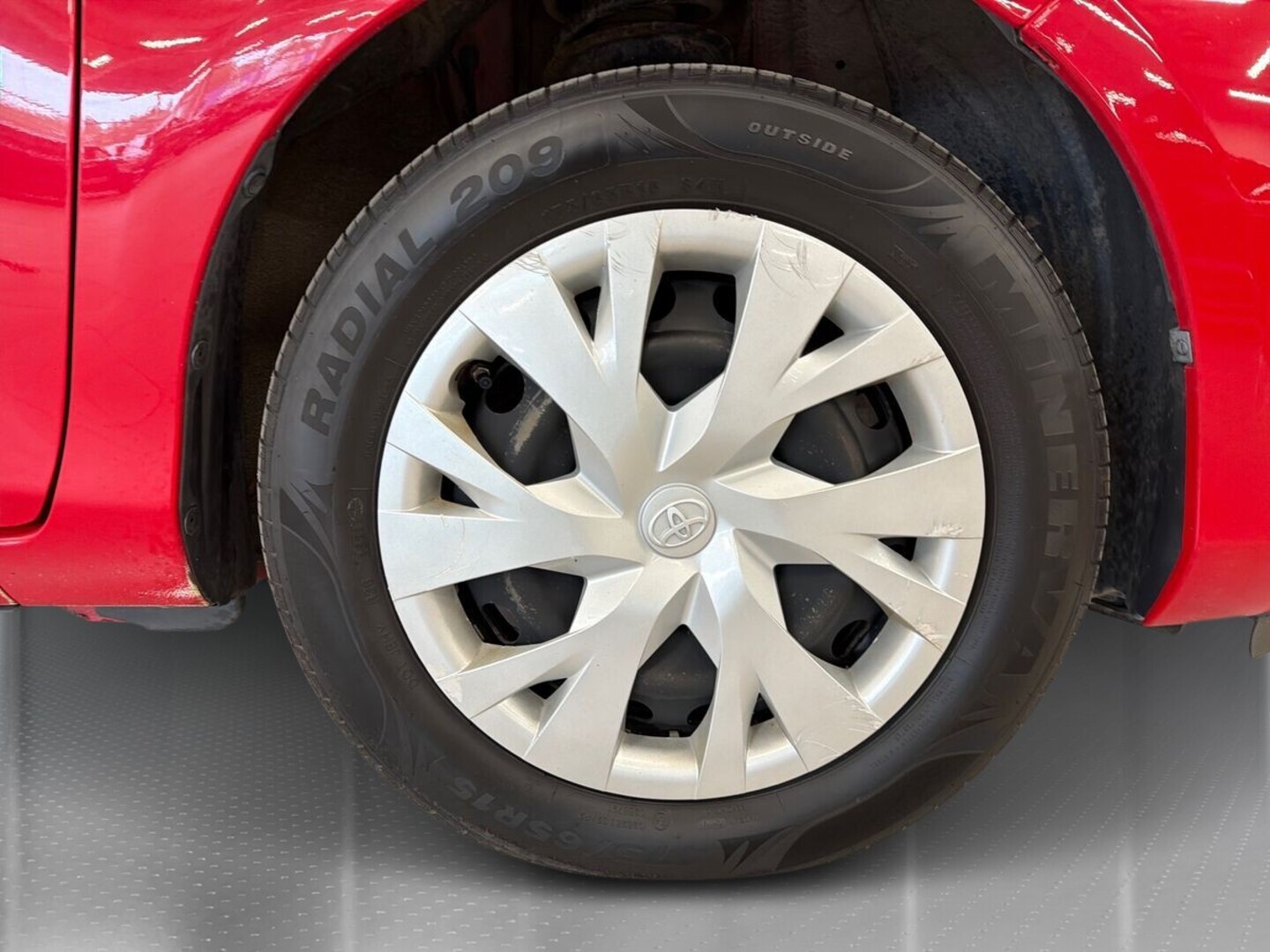 TOYOTA Yaris 2018
