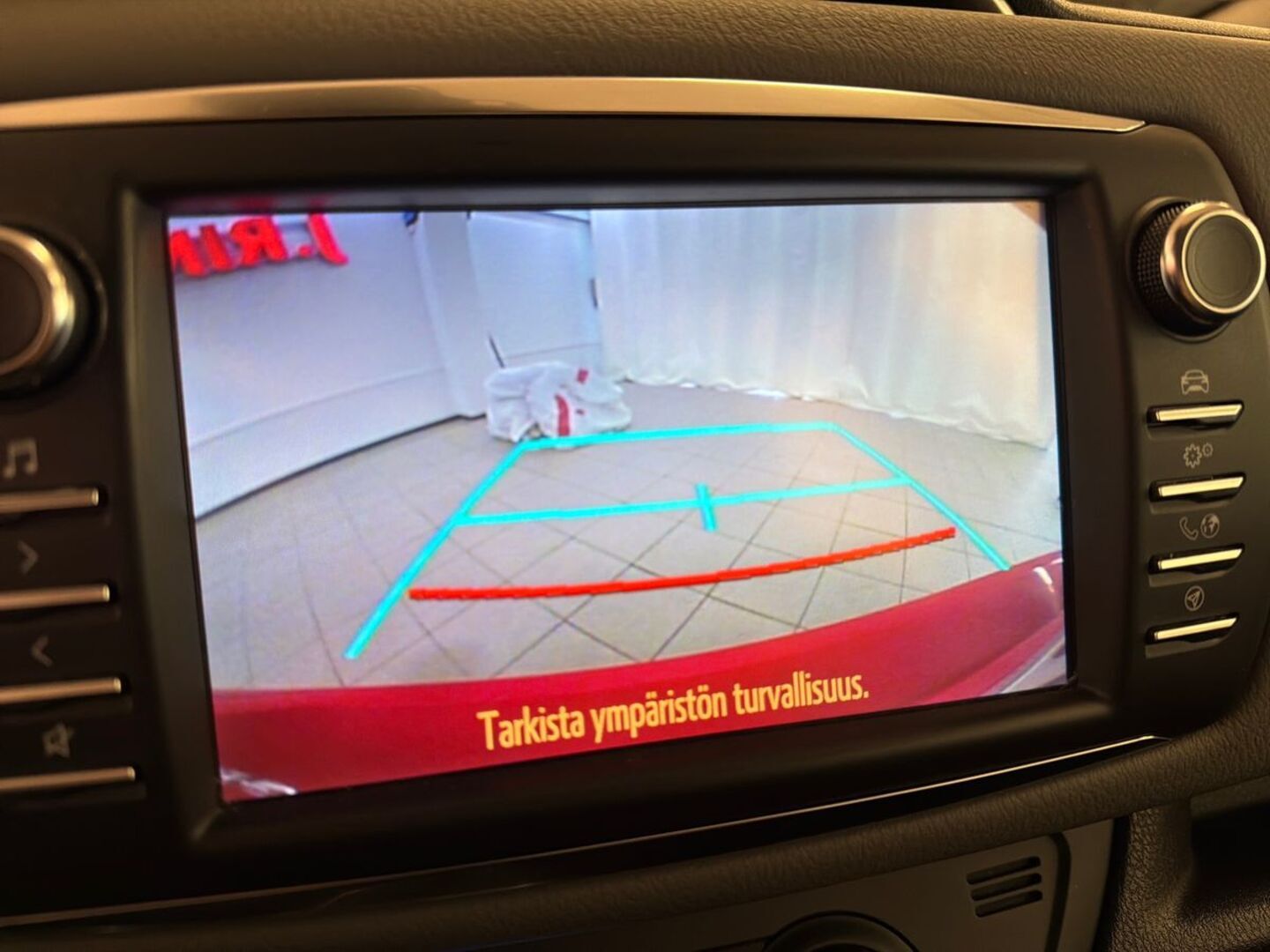 TOYOTA Yaris 2018