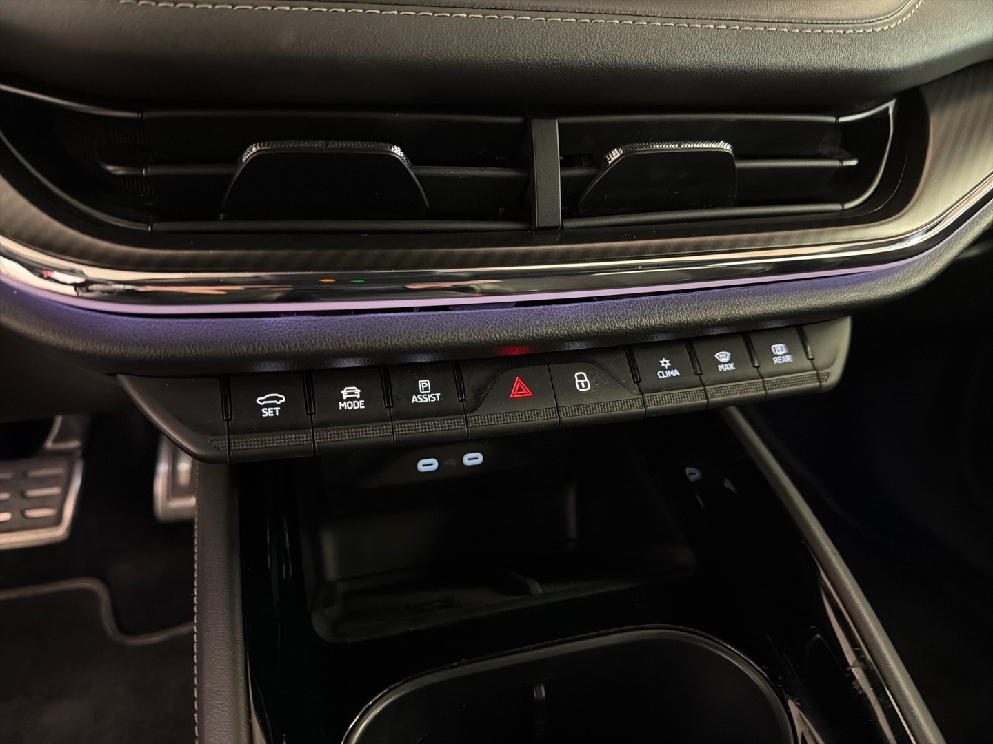 SKODA Enyaq 2023