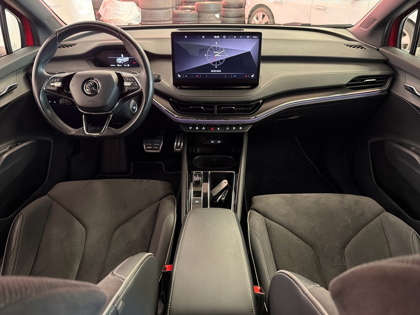 SKODA Enyaq 2023