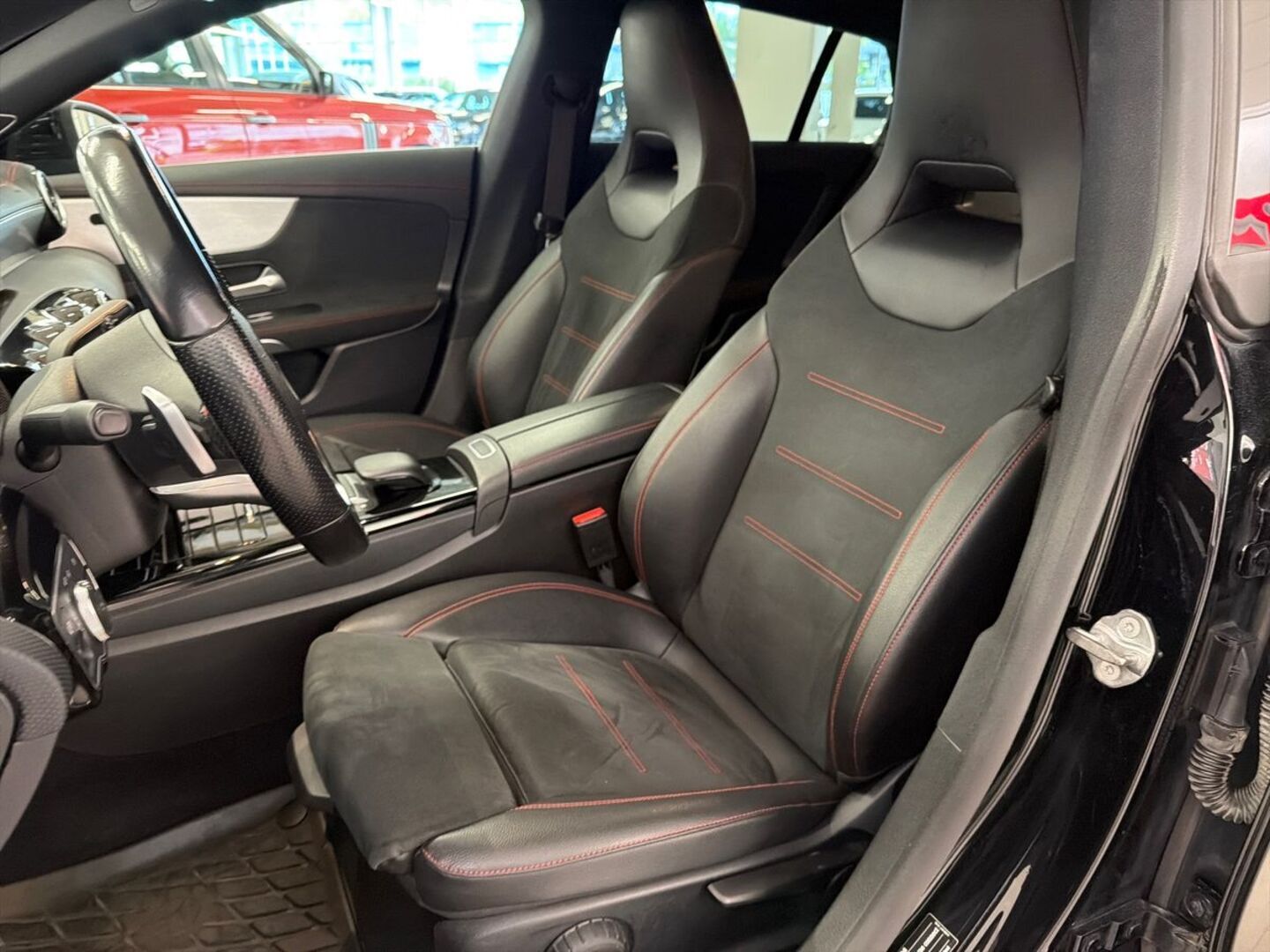 MERCEDES-BENZ CLA 19