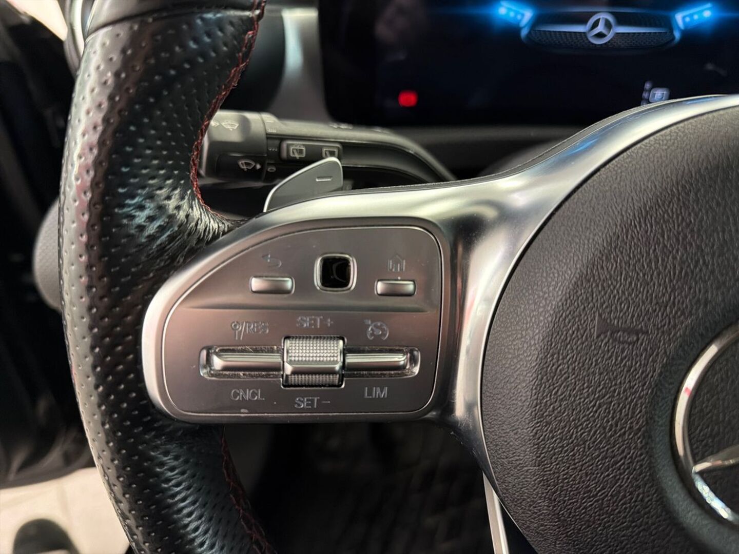 MERCEDES-BENZ CLA 22