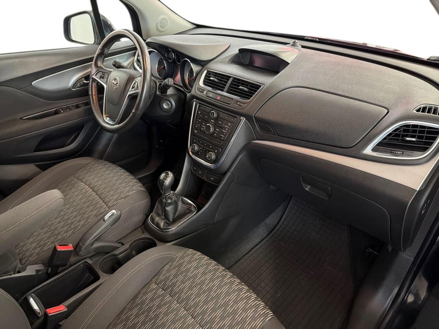 OPEL Mokka 2013