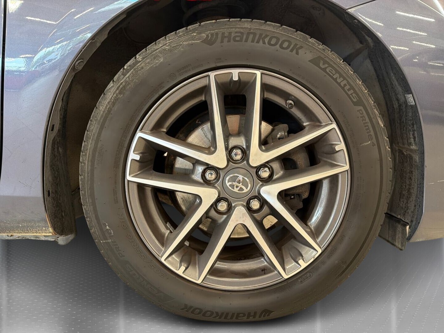 TOYOTA Auris 2015