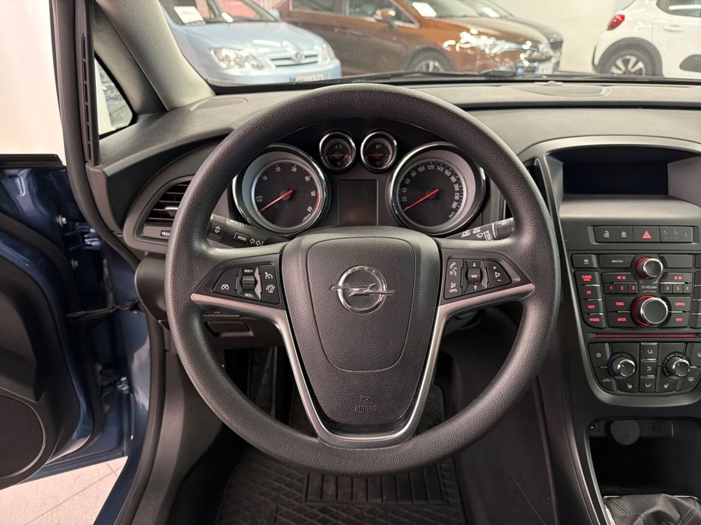 OPEL Astra 2015