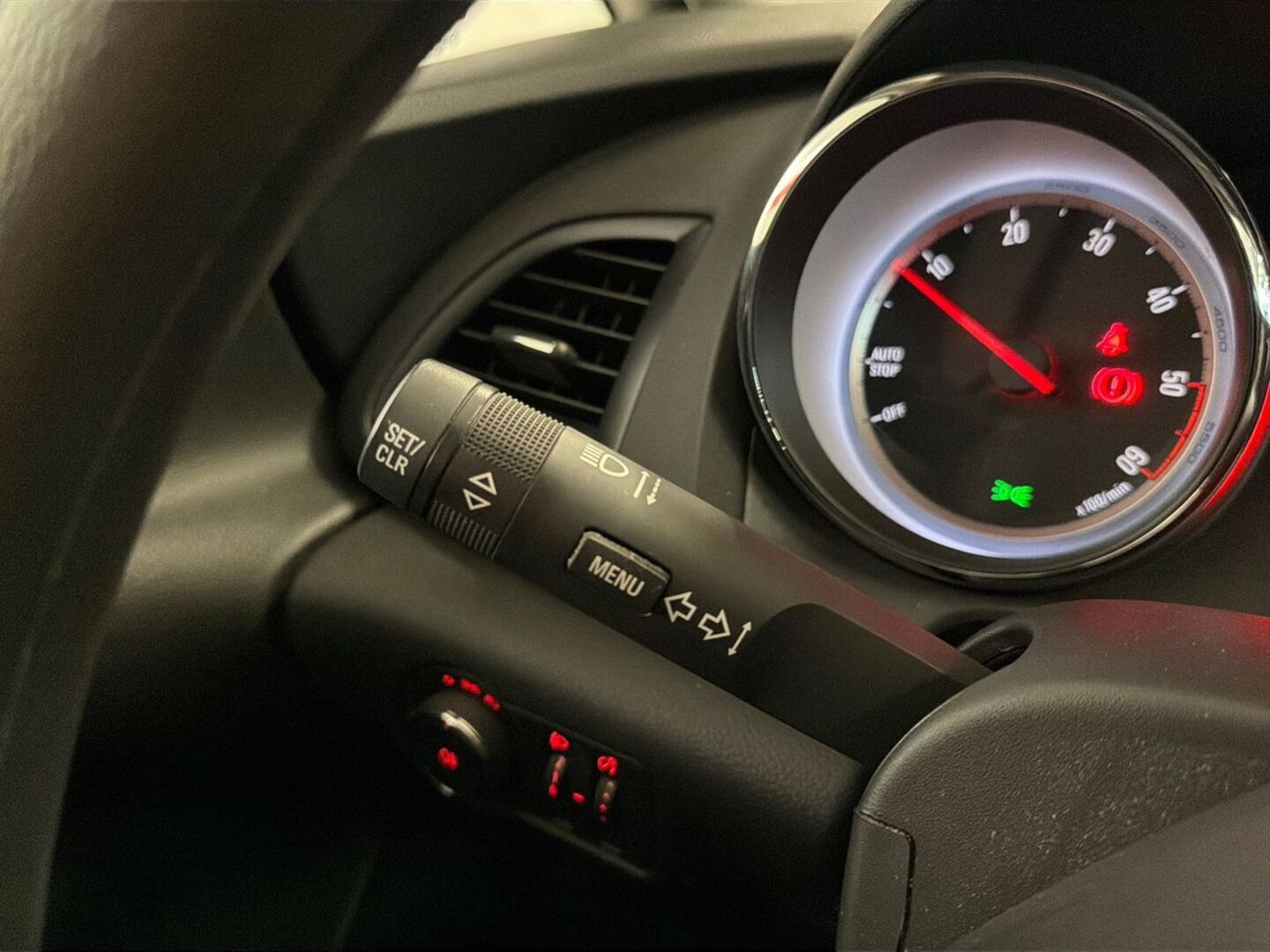OPEL Astra 2015