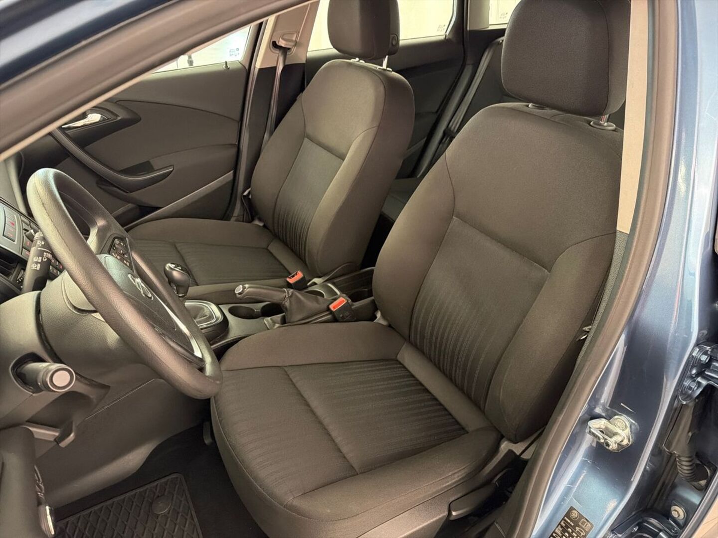 OPEL Astra 2015