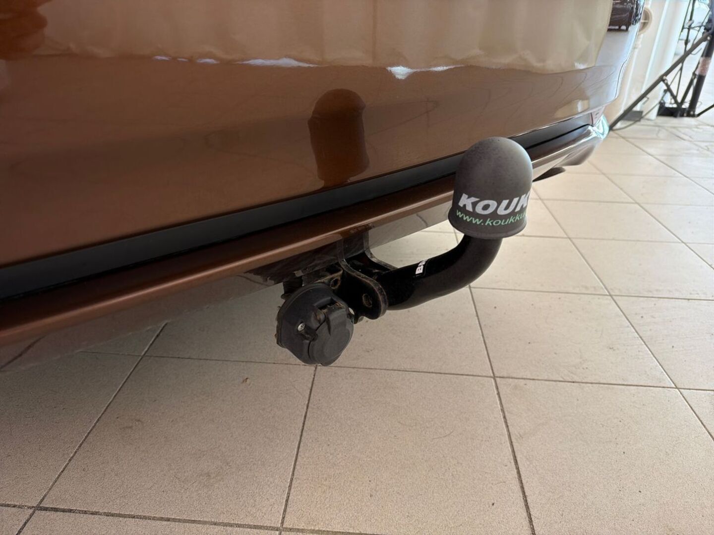 TOYOTA Avensis 2016