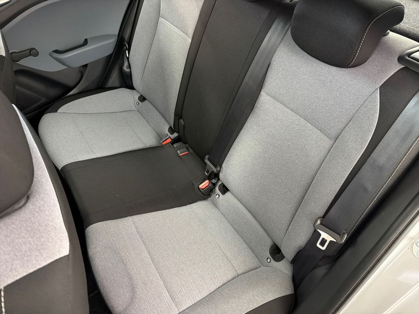 HYUNDAI i20 5d 29