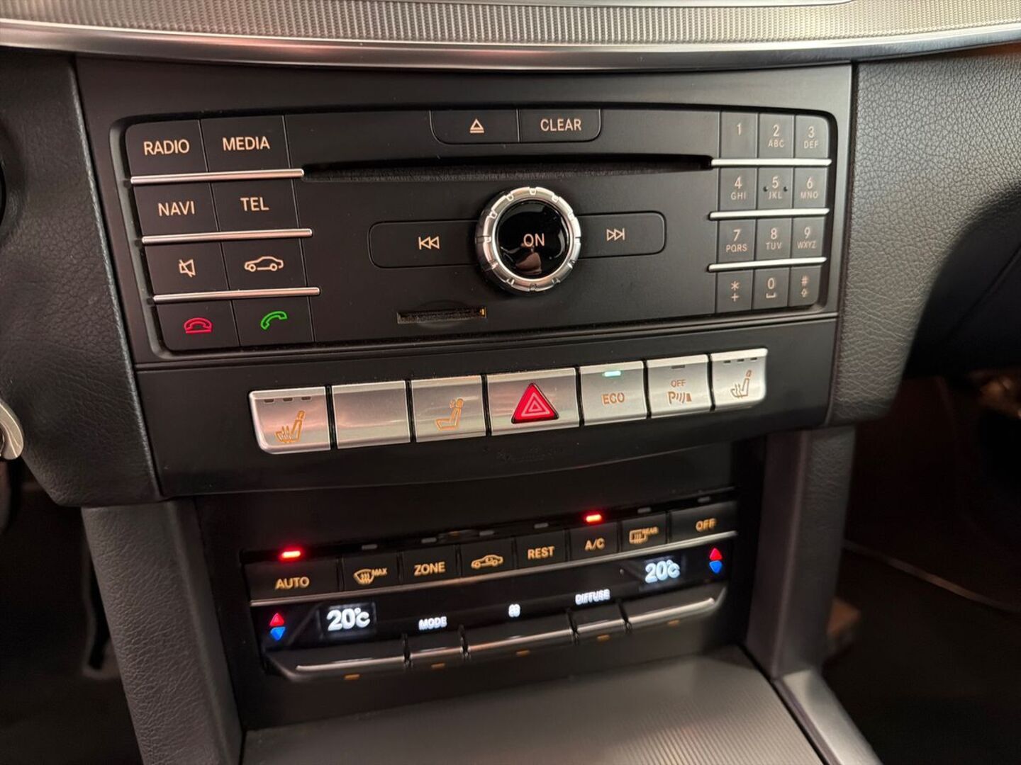 MERCEDES-BENZ E 27