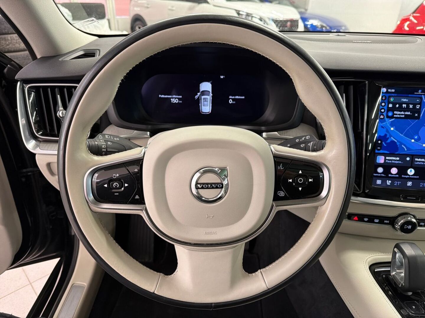 VOLVO V60 2023