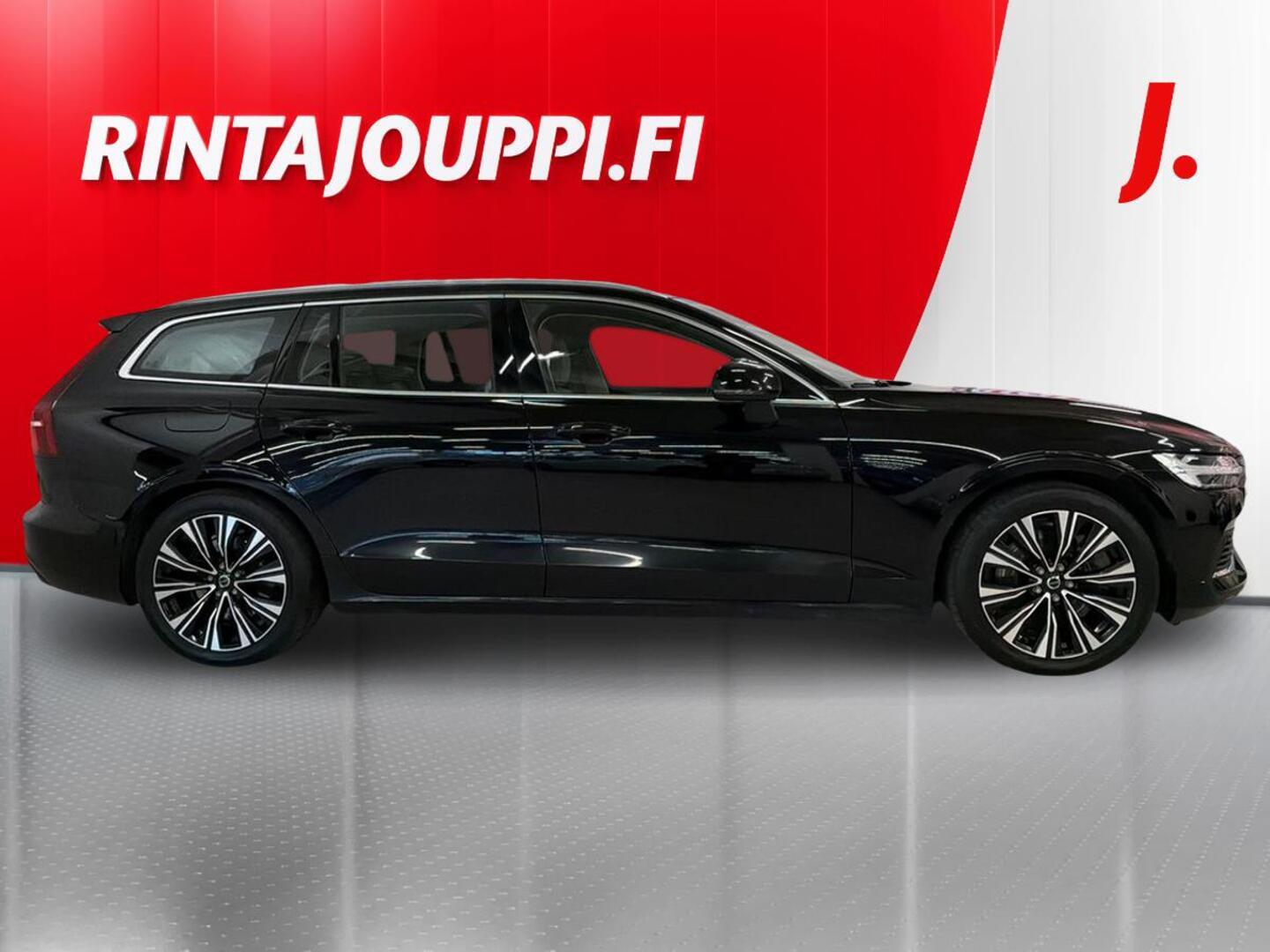 VOLVO V60 2023