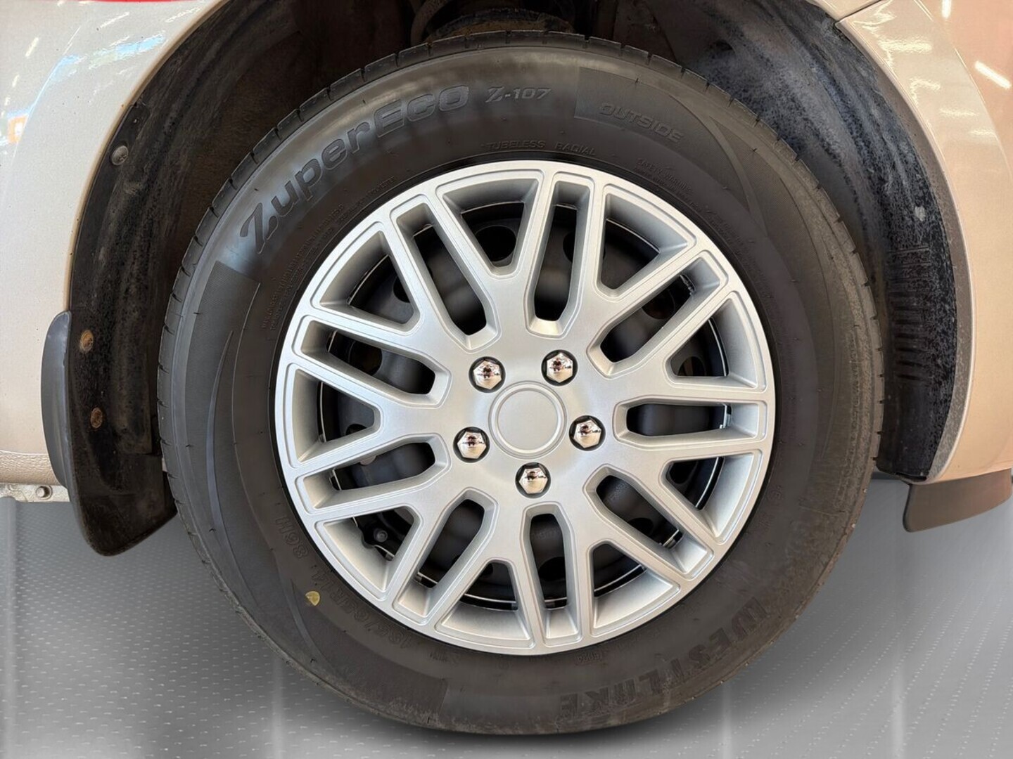 HYUNDAI i20 13