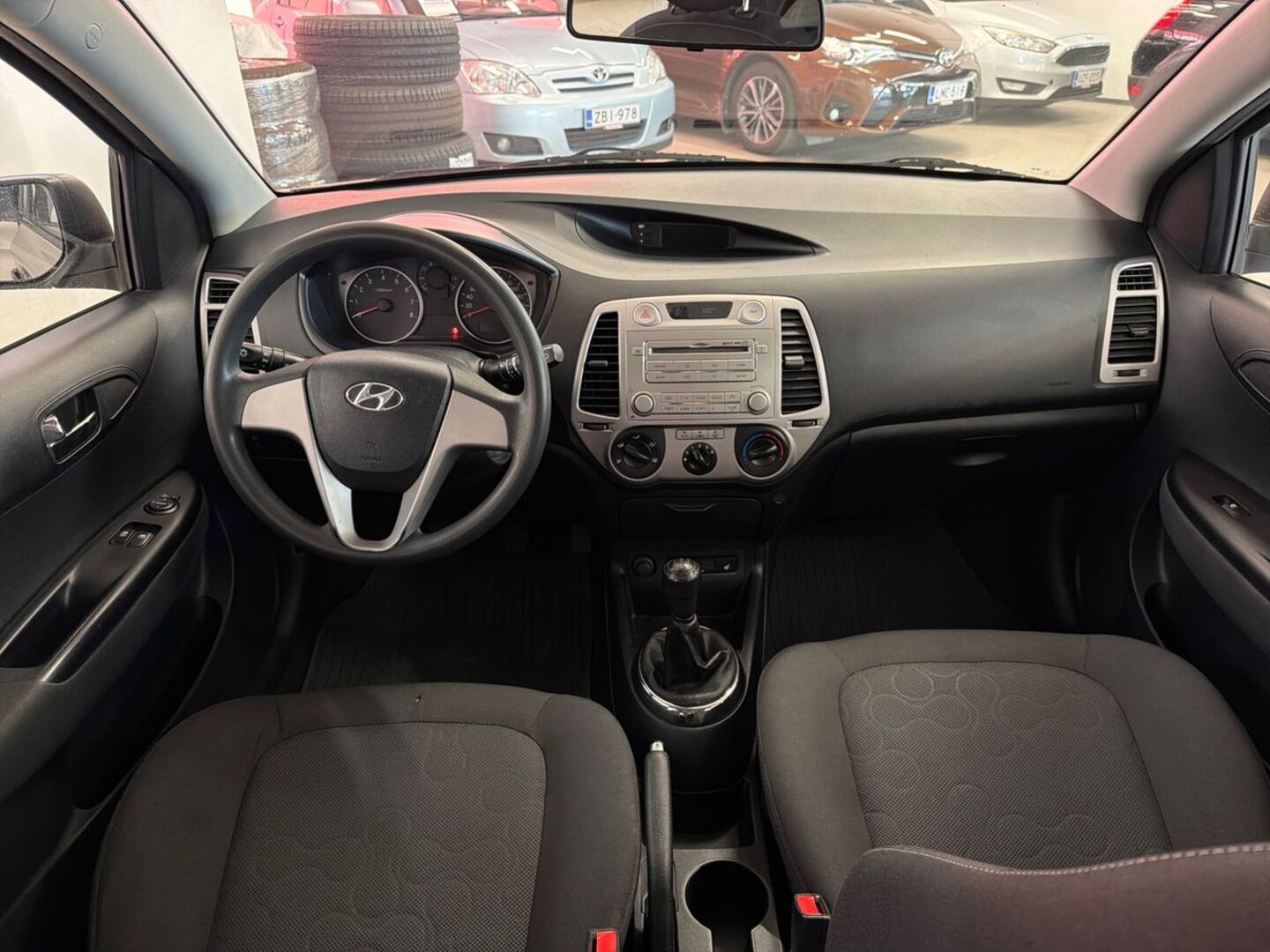 HYUNDAI i20 15