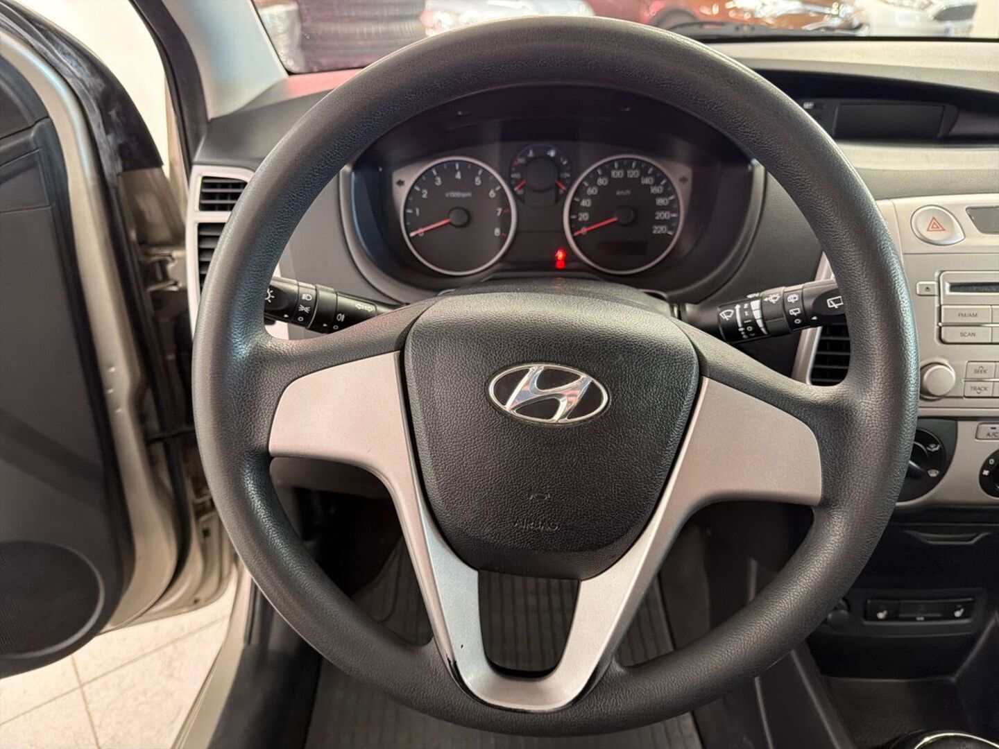 HYUNDAI i20 17