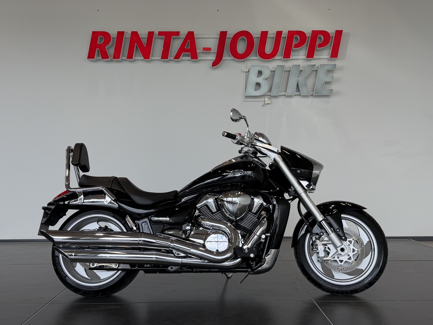SUZUKI INTRUDER 2008