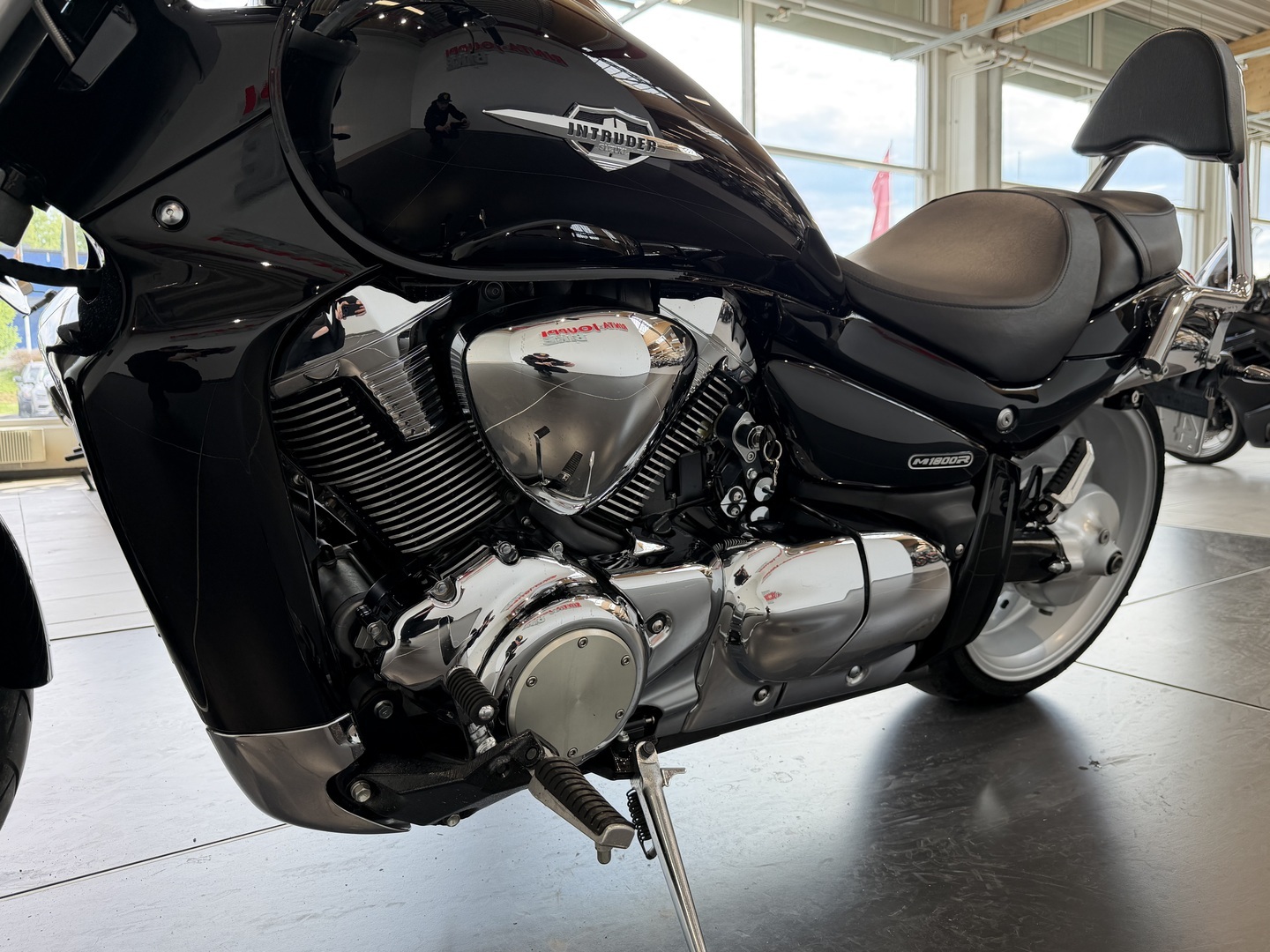 SUZUKI INTRUDER 2008