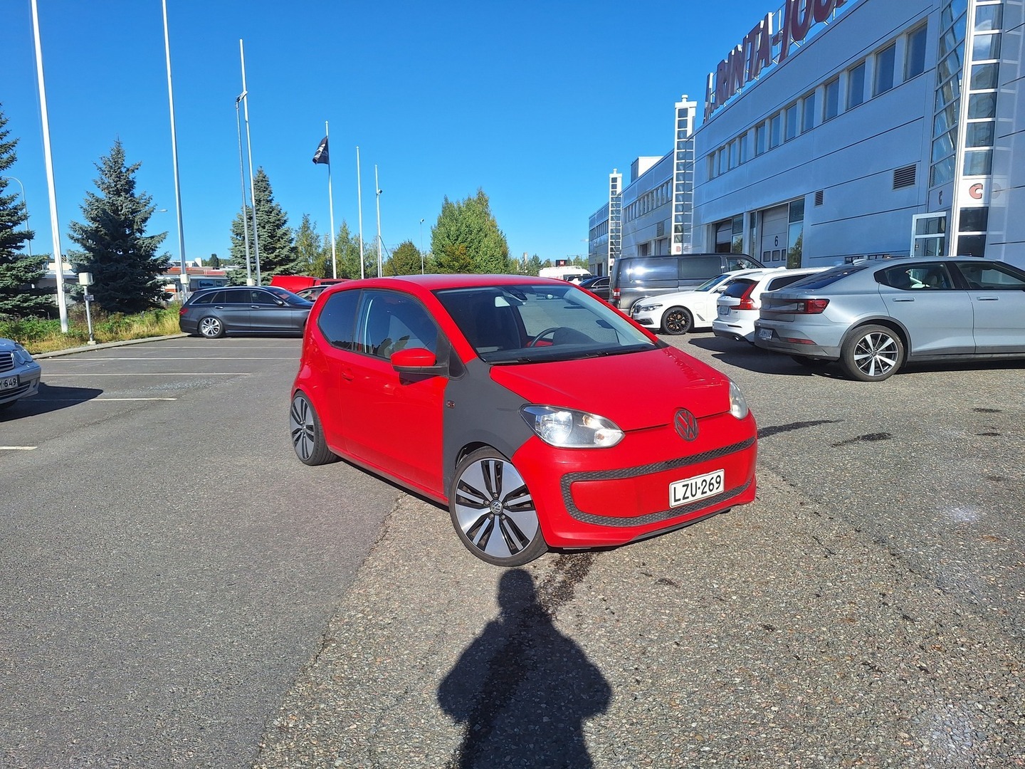 VOLKSWAGEN up! 2012