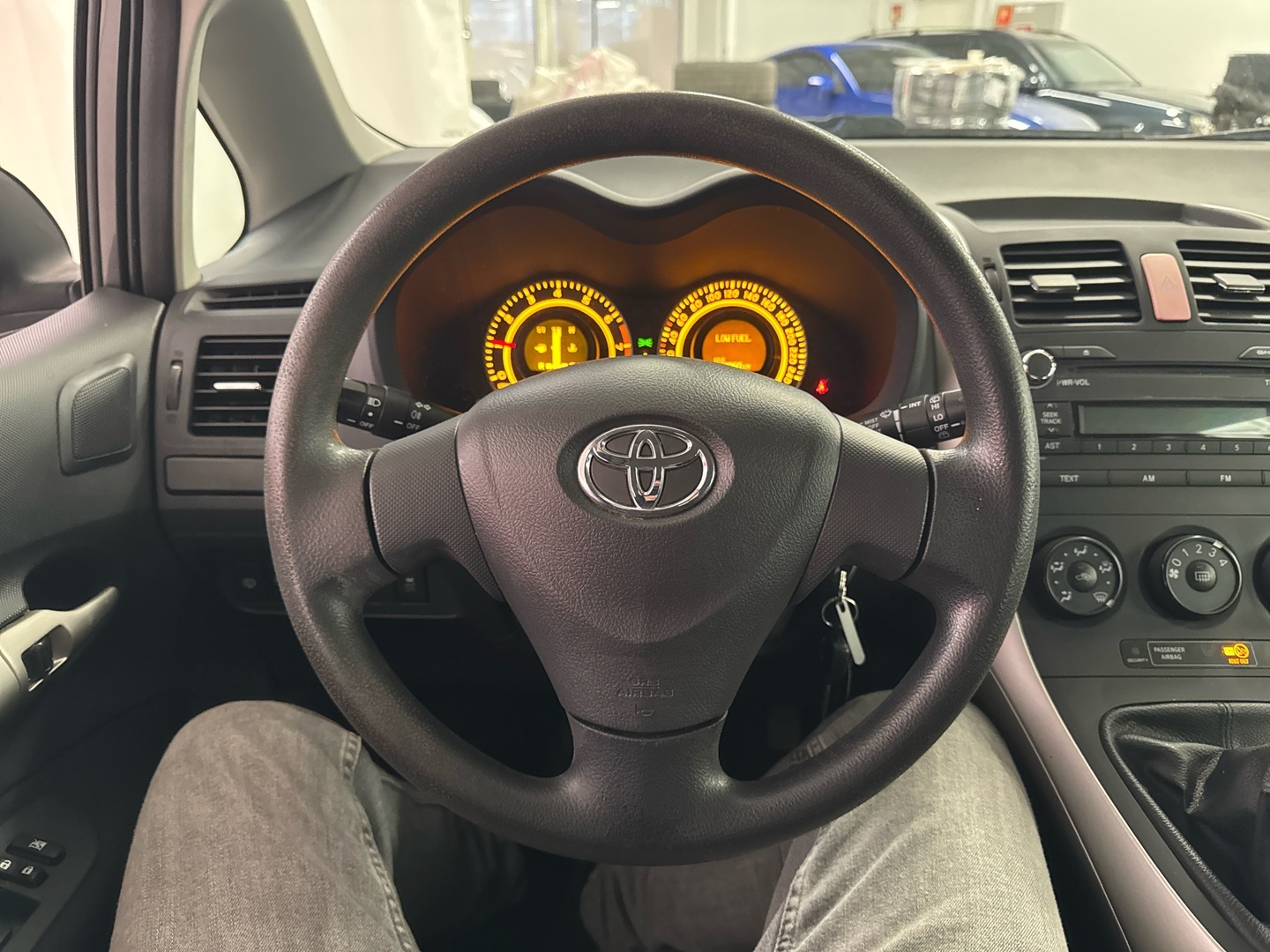 TOYOTA Auris 2008