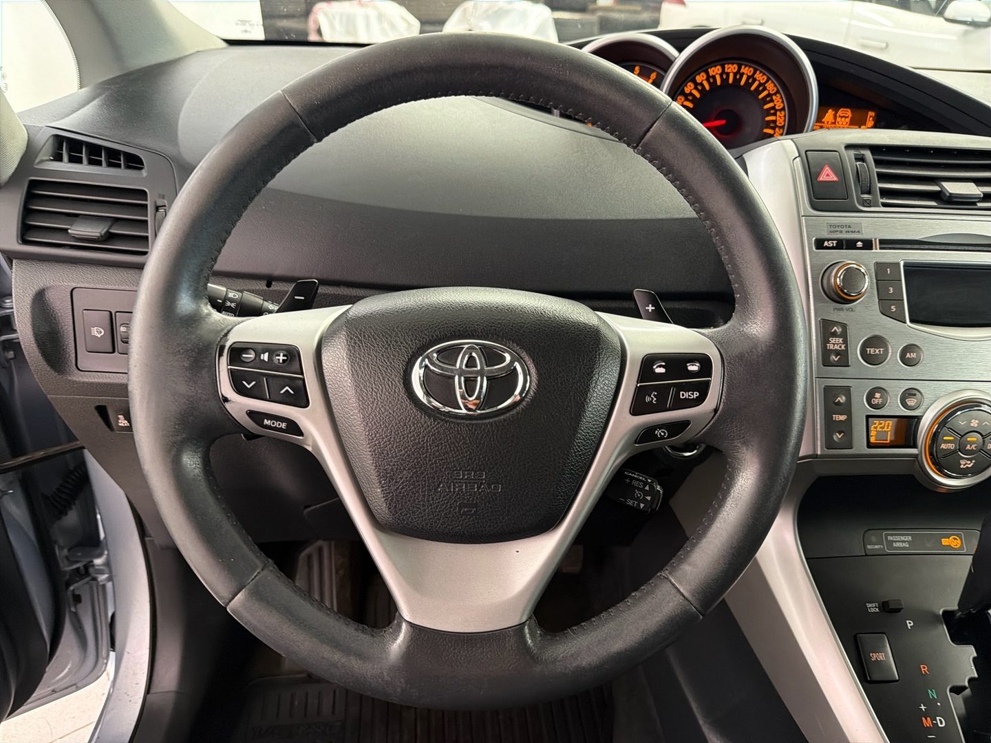 TOYOTA Verso 2011