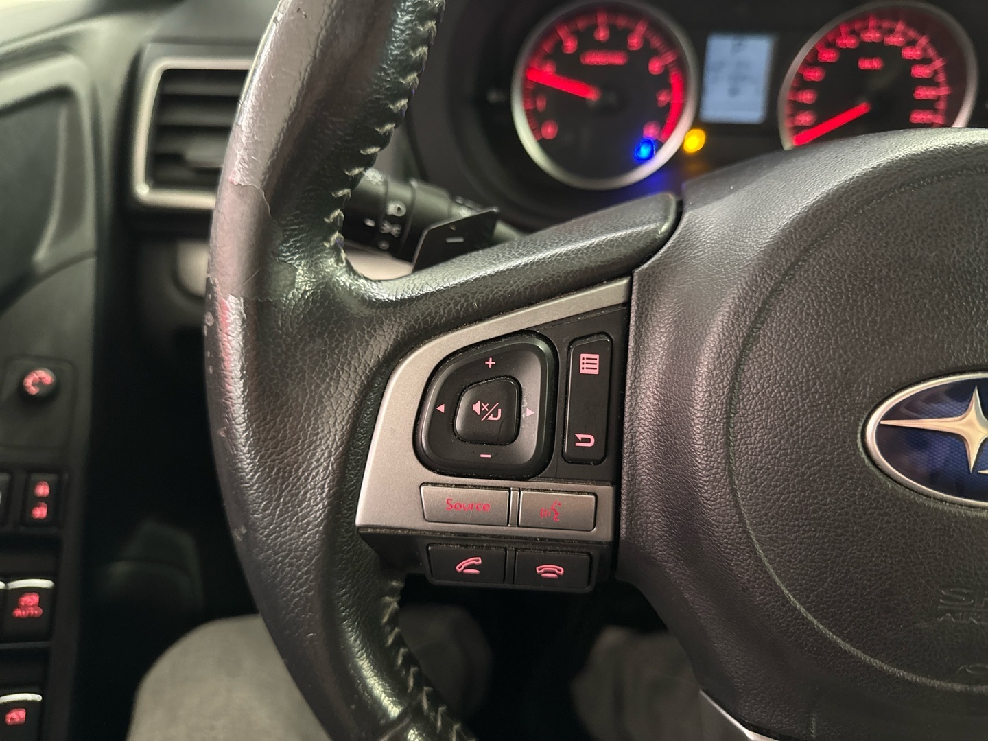 SUBARU Forester 2016