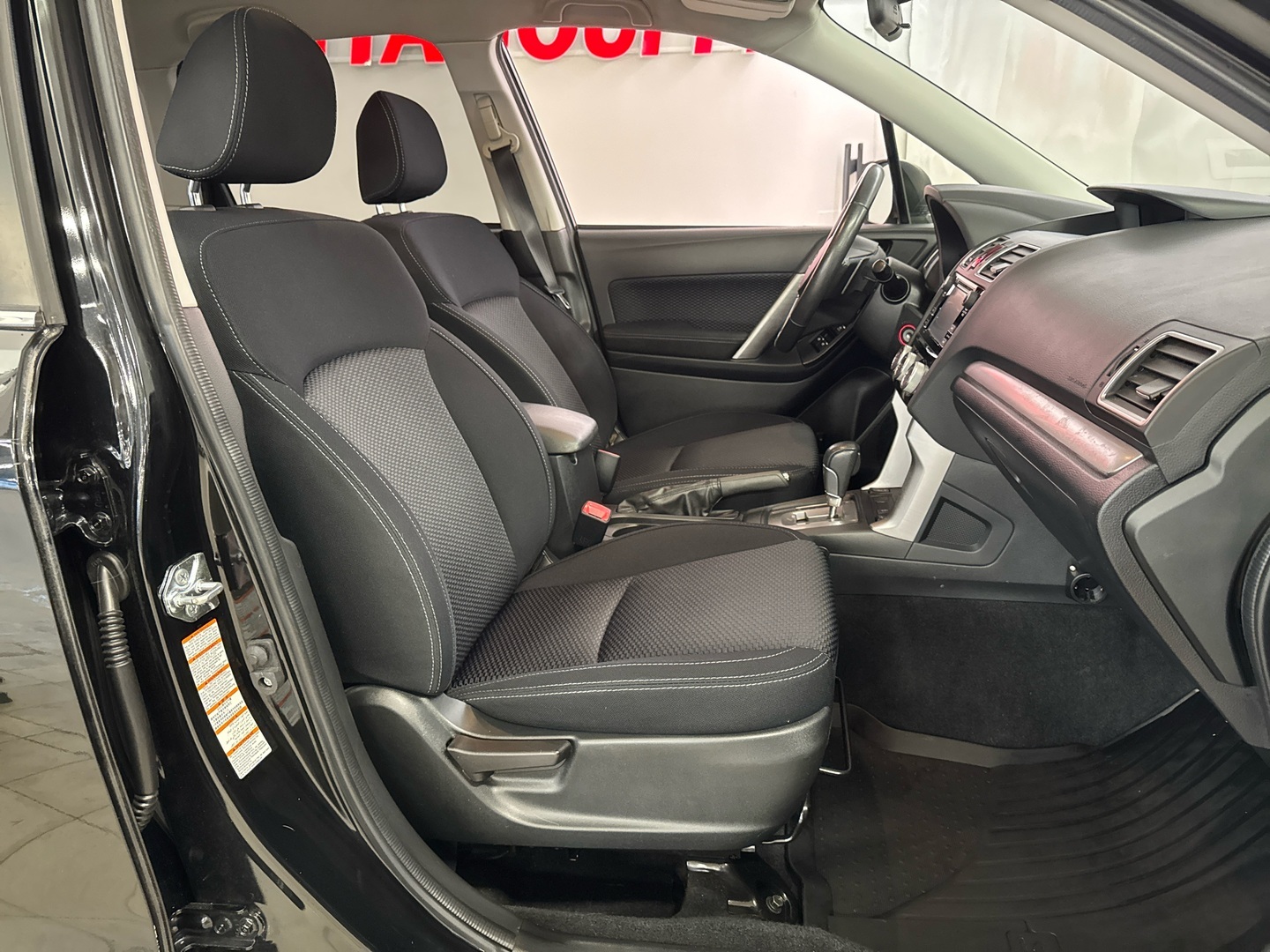 SUBARU Forester 2016