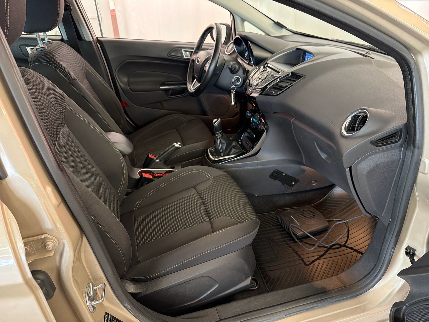 FORD Fiesta 2016
