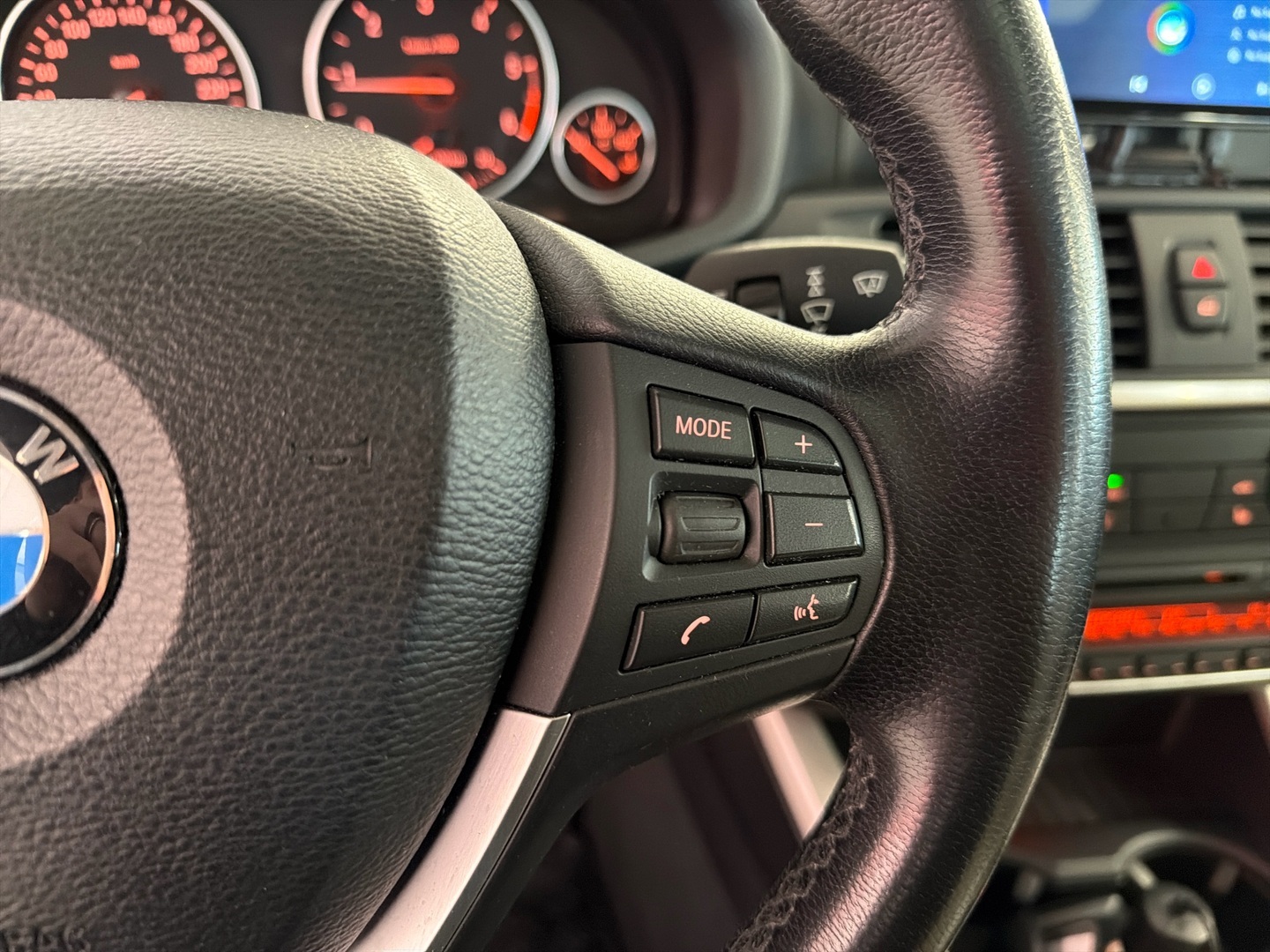 BMW X3 2011